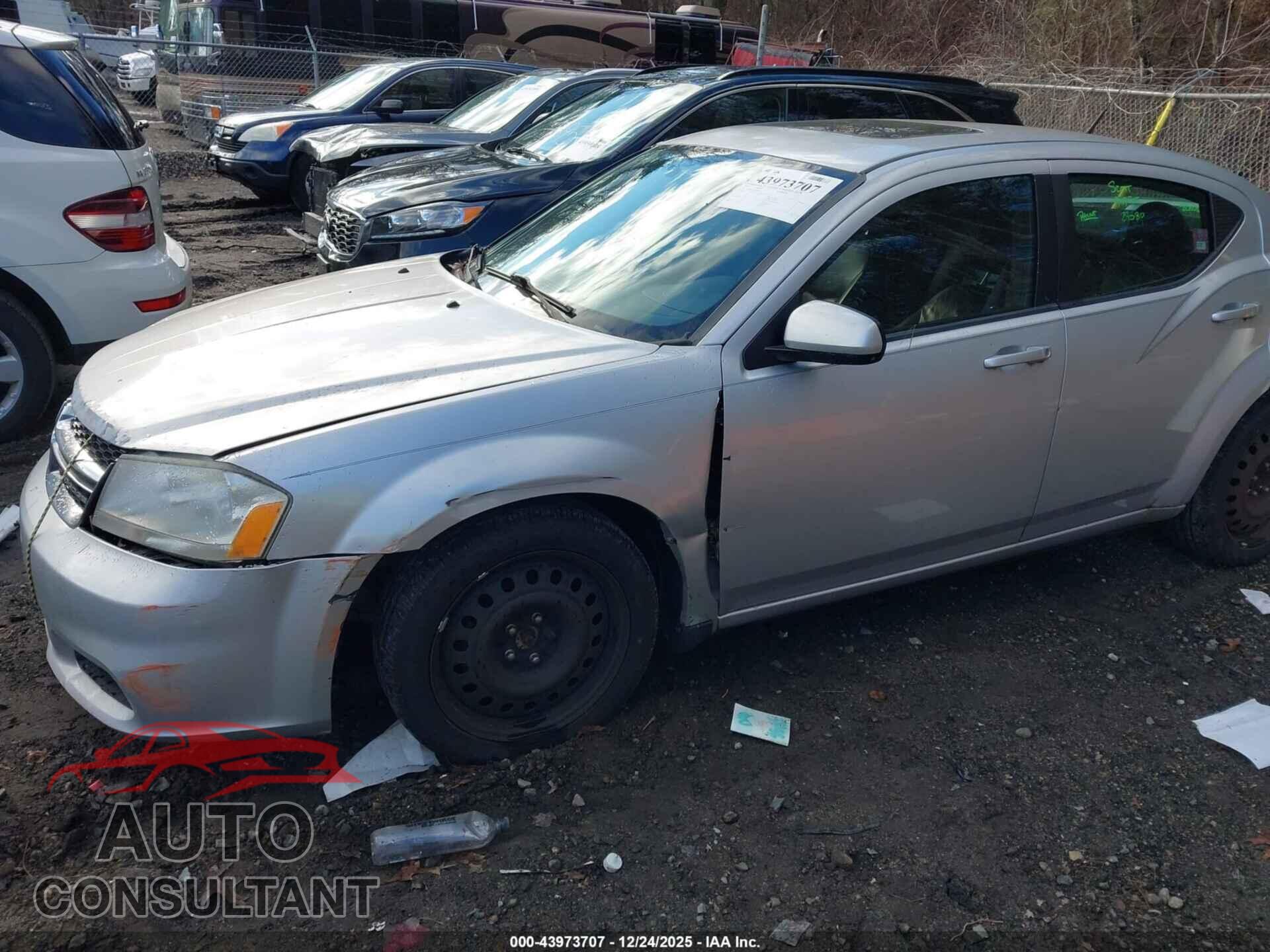 DODGE AVENGER 2011 - 1B3BD2FG5BN500305