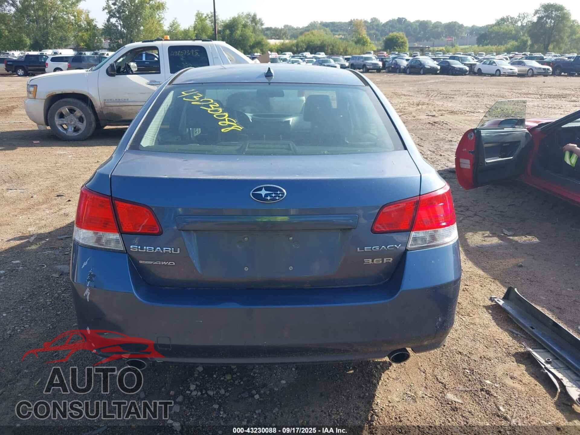 SUBARU LEGACY 2013 - 4S3BMDJ62D2009610