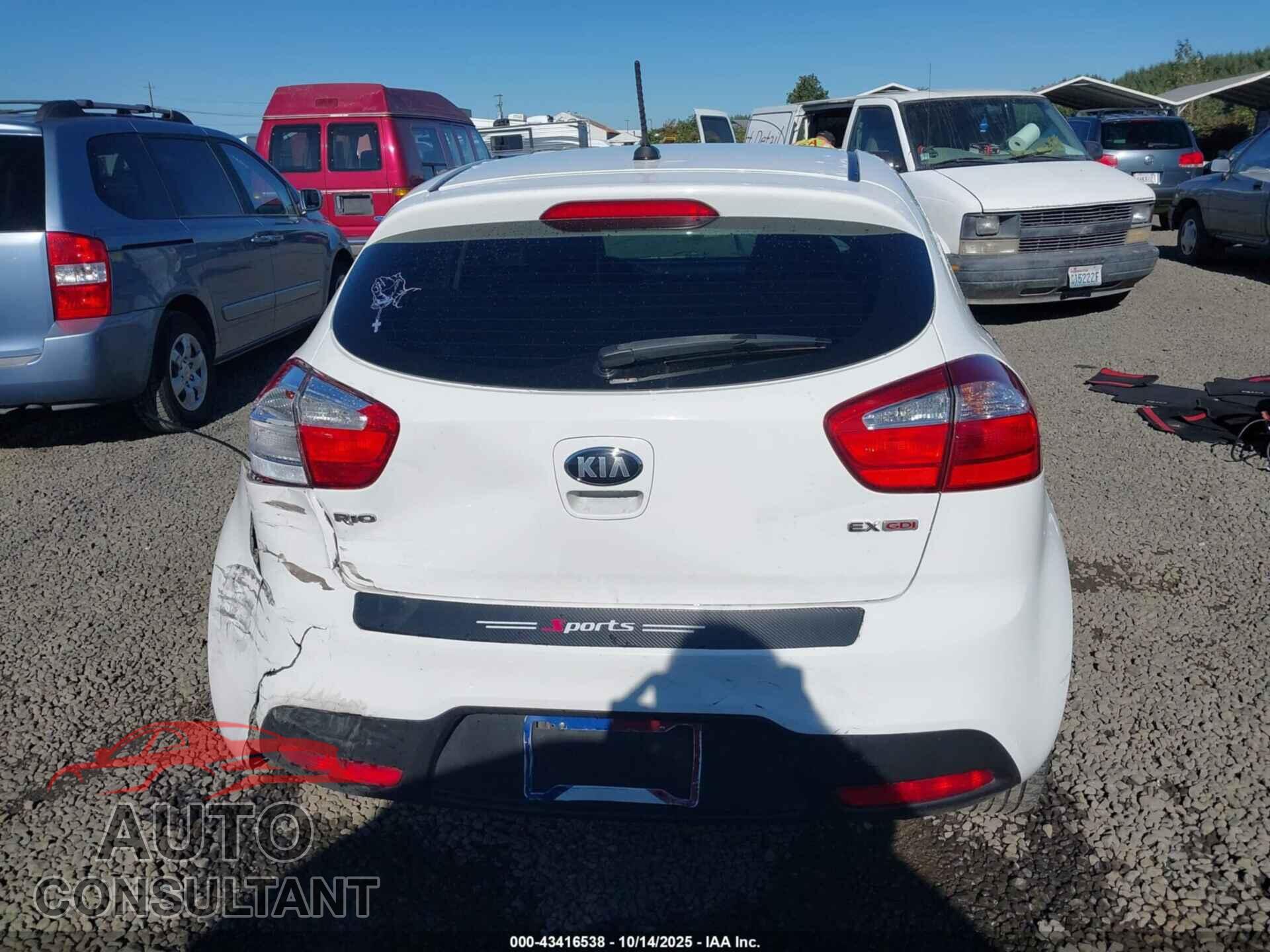 KIA RIO 2014 - KNADN5A38E6323075