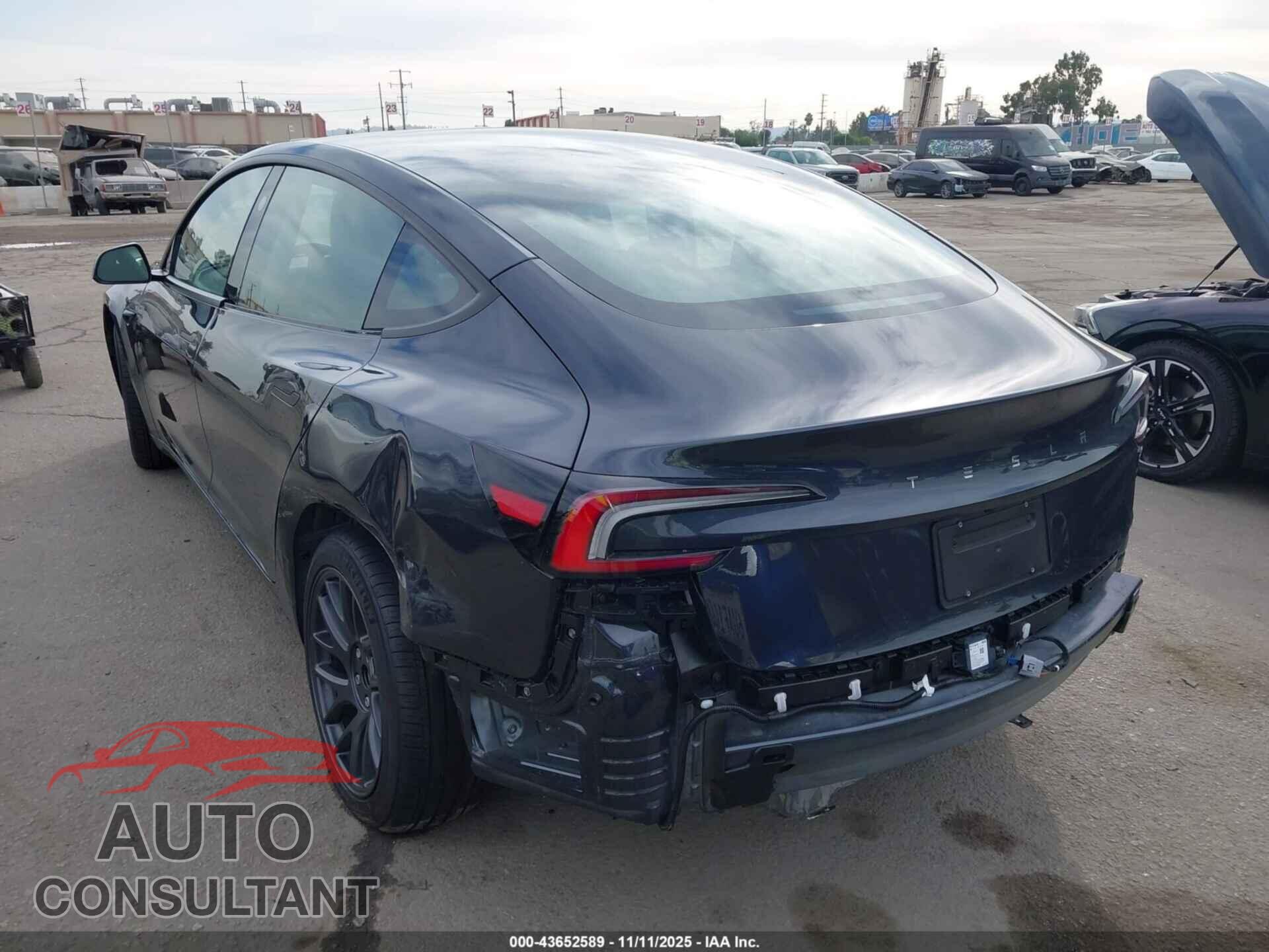TESLA MODEL 3 2025 - 5YJ3E1EA2SF983337