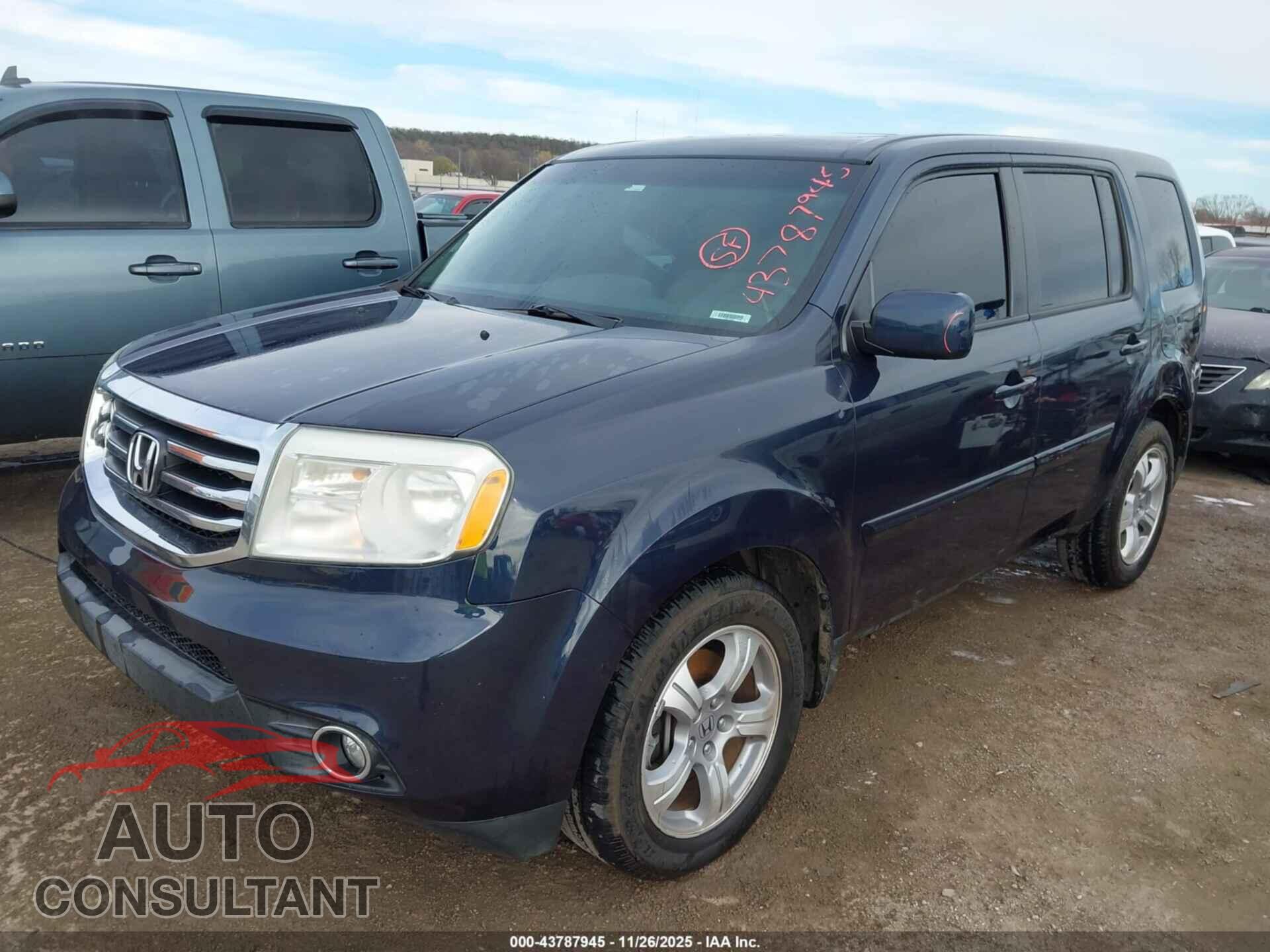 HONDA PILOT 2012 - 5FNYF4H63CB043030