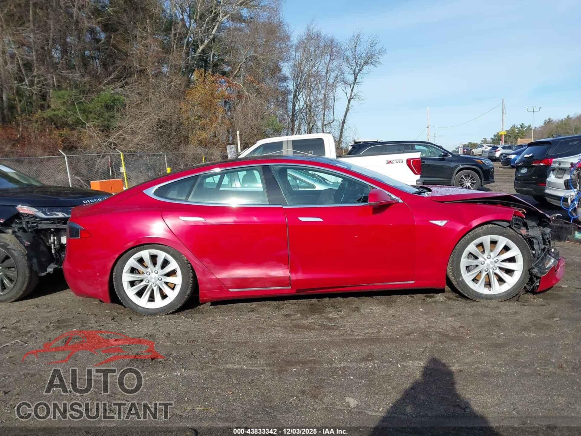 TESLA MODEL S 2016 - 5YJSA1E25GF134486
