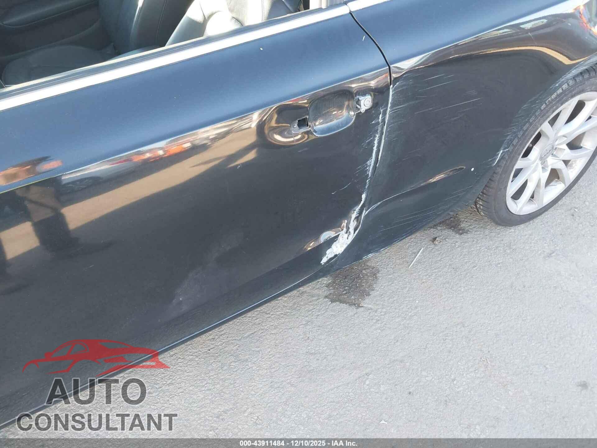 AUDI A5 2012 - WAULFAFR2CA043970
