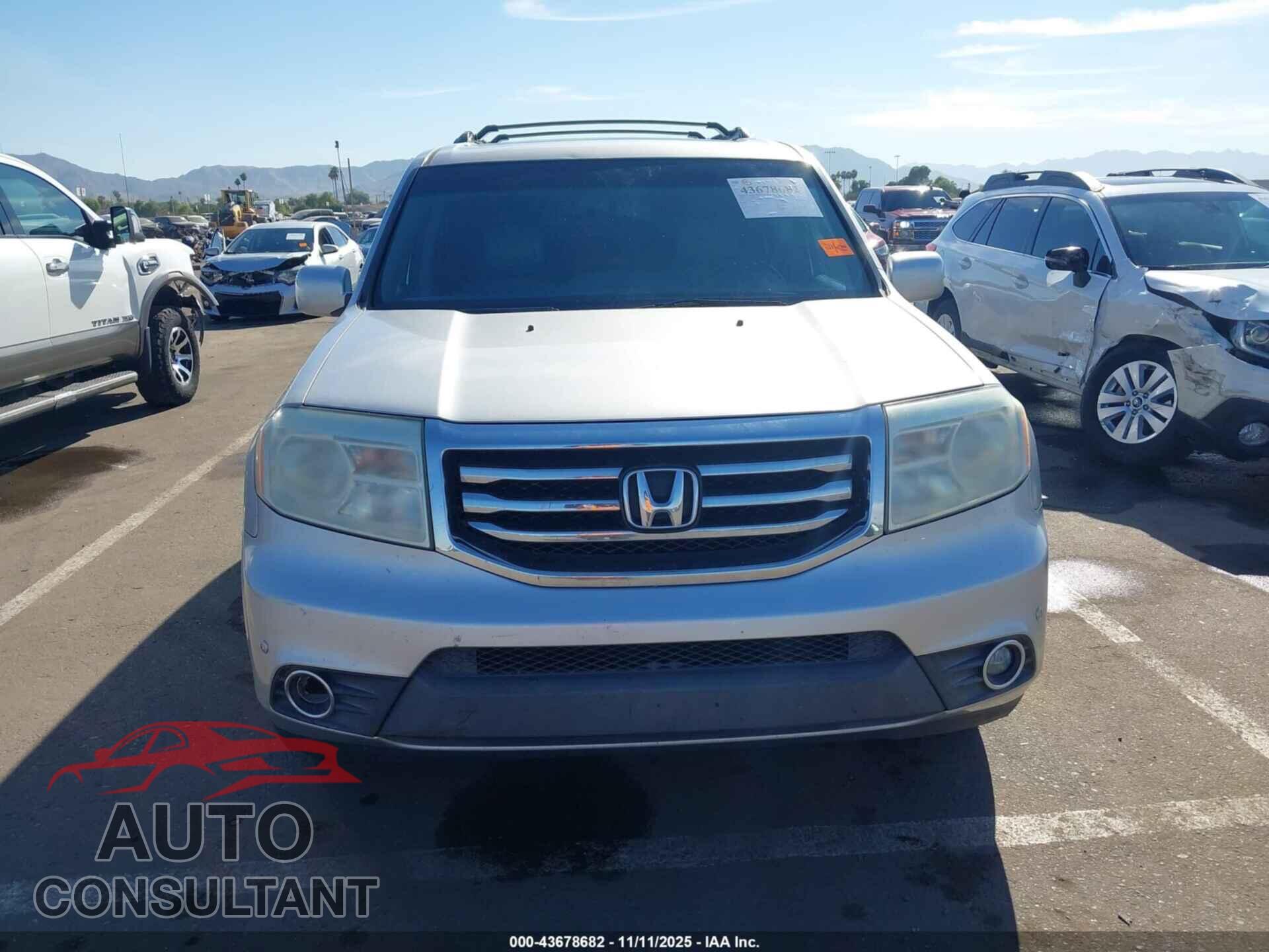 HONDA PILOT 2012 - 5FNYF3H94CB031229