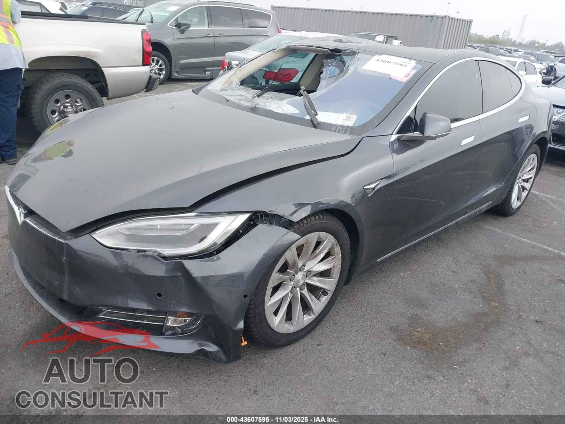 TESLA MODEL S 2018 - 5YJSA1E25JF274867