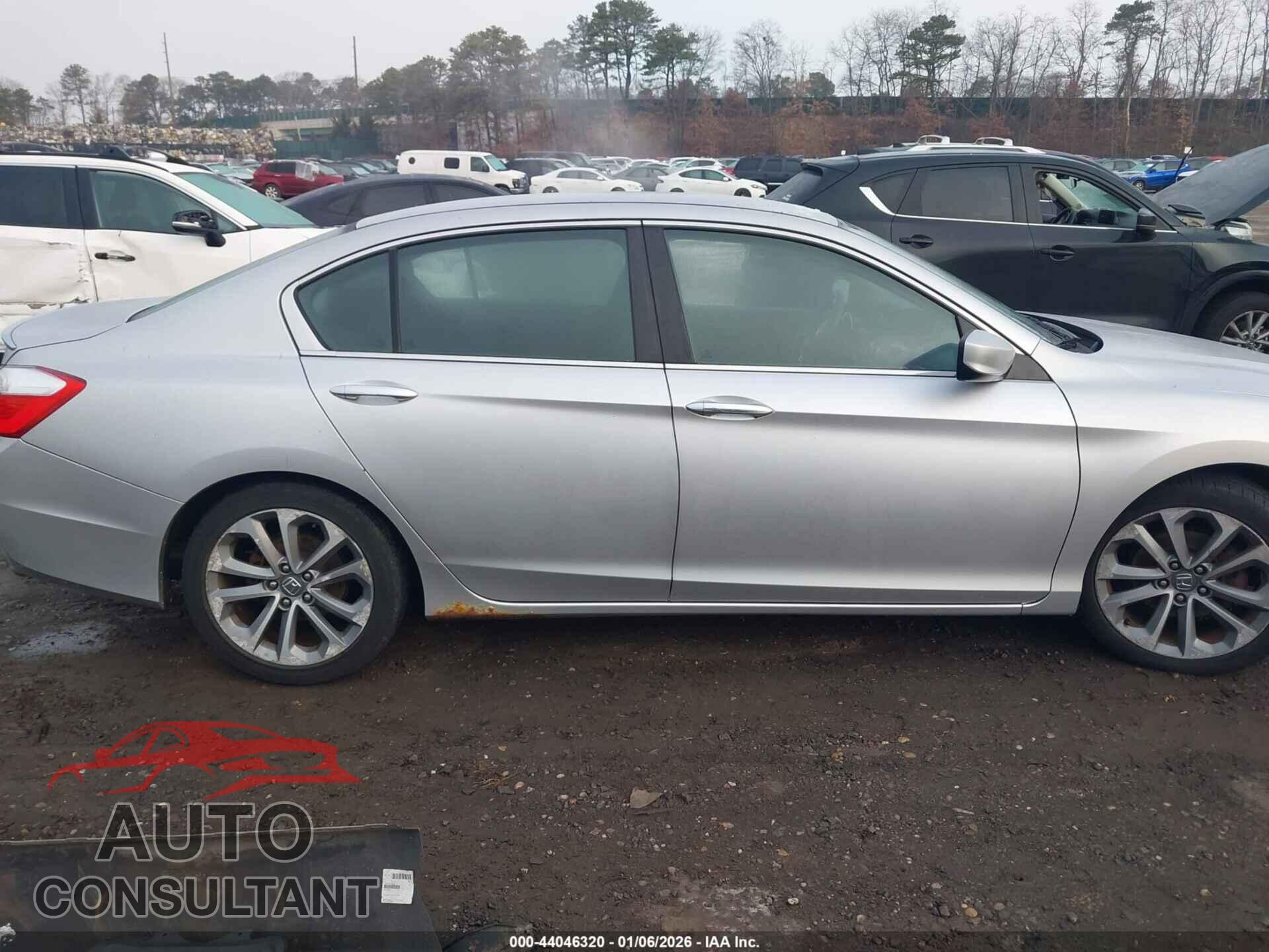 HONDA ACCORD 2013 - 1HGCR2F55DA193247