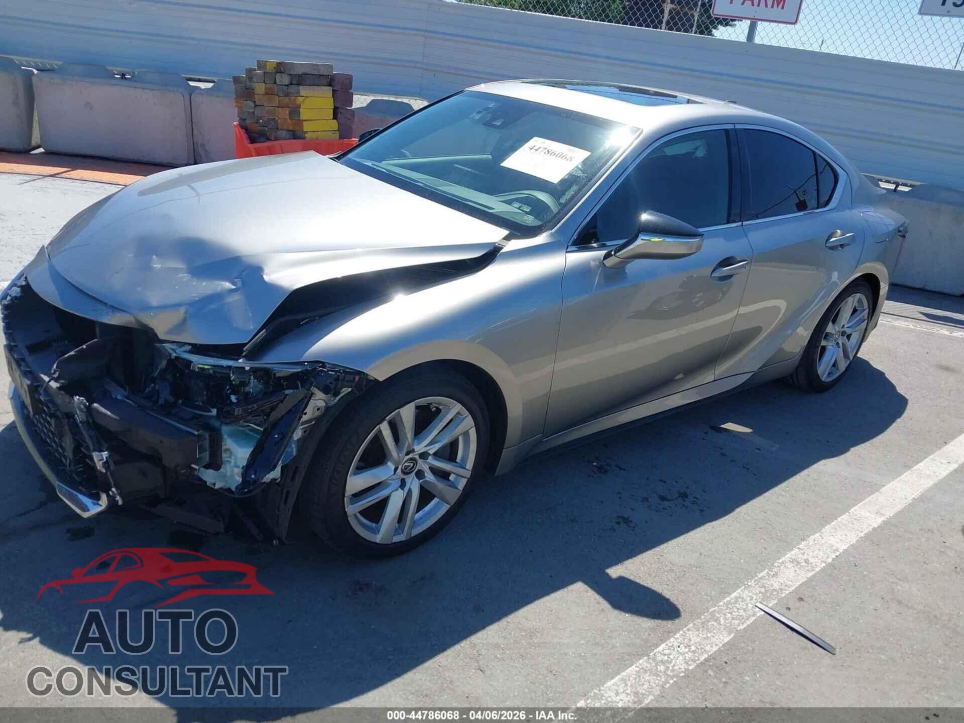 LEXUS IS 300 2023 - JTHCA1D26P5123714