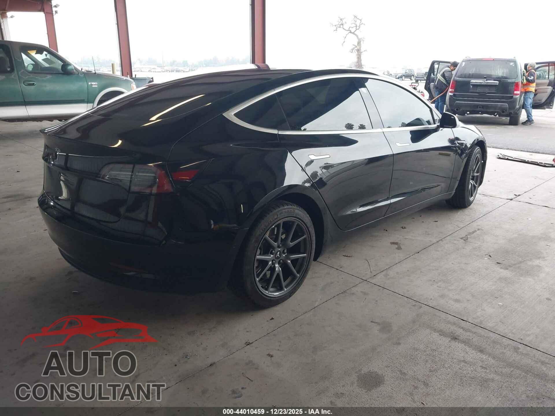 TESLA MODEL 3 2018 - 5YJ3E1EA0JF171632