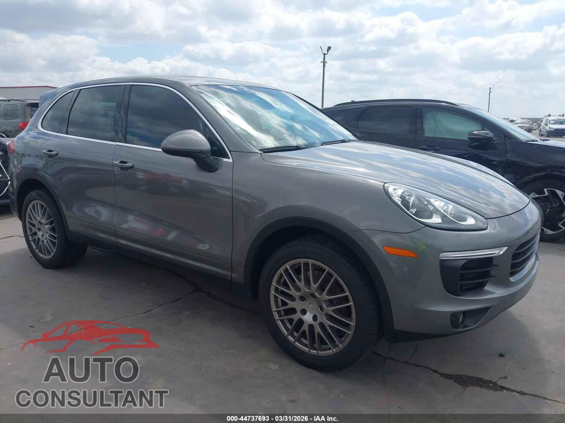 PORSCHE CAYENNE 2016 - WP1AA2A26GLA00699