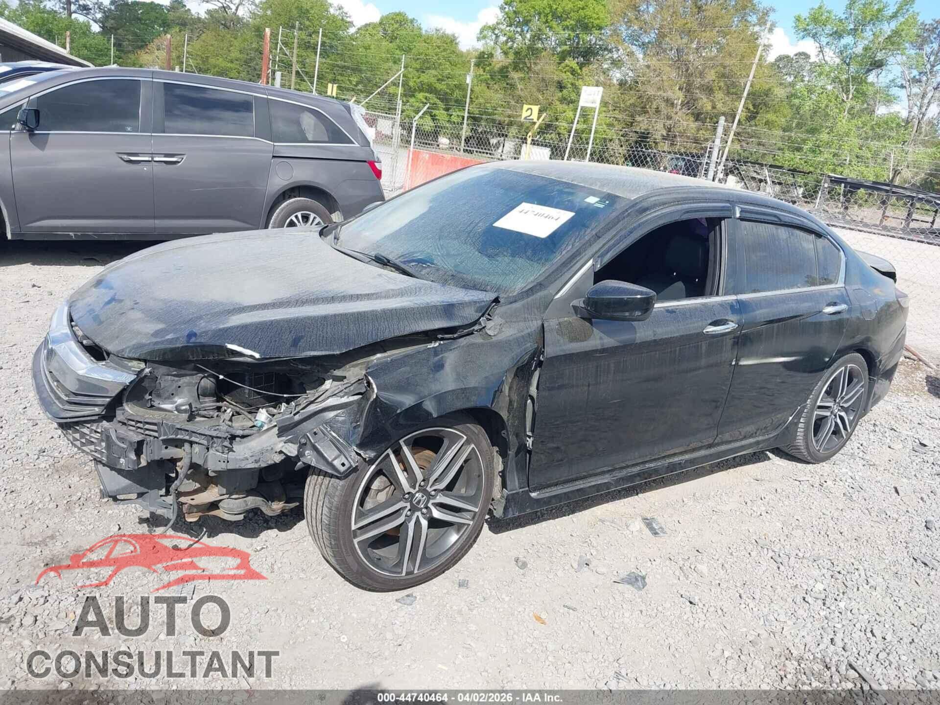 HONDA ACCORD 2017 - 1HGCR2F1XHA040124