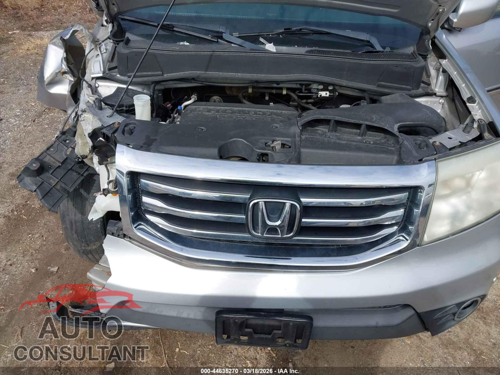 HONDA PILOT 2014 - 5FNYF4H90EB038543