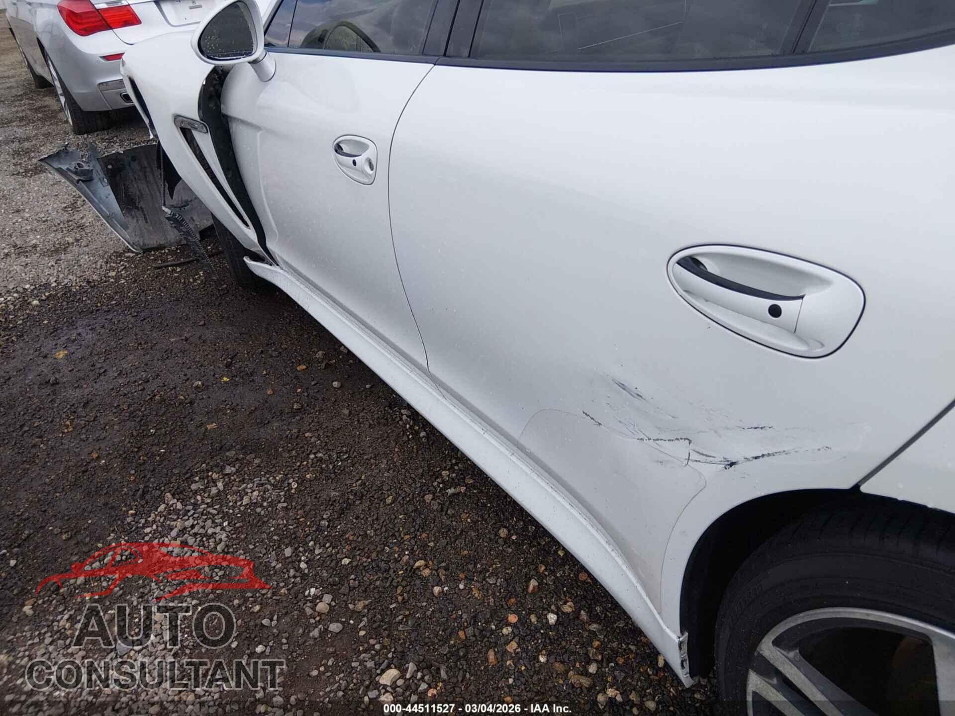 PORSCHE PANAMERA 2013 - WP0AA2A72DL017475