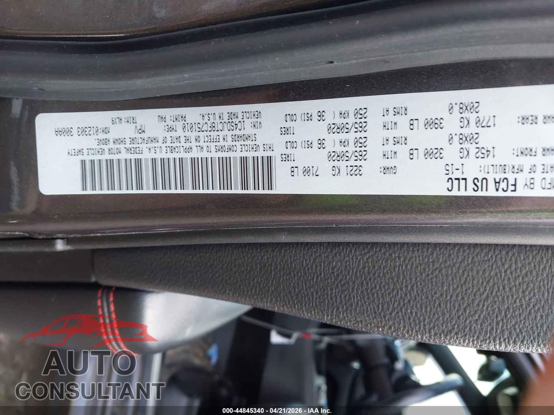 DODGE DURANGO 2015 - 1C4SDJCT8FC751010