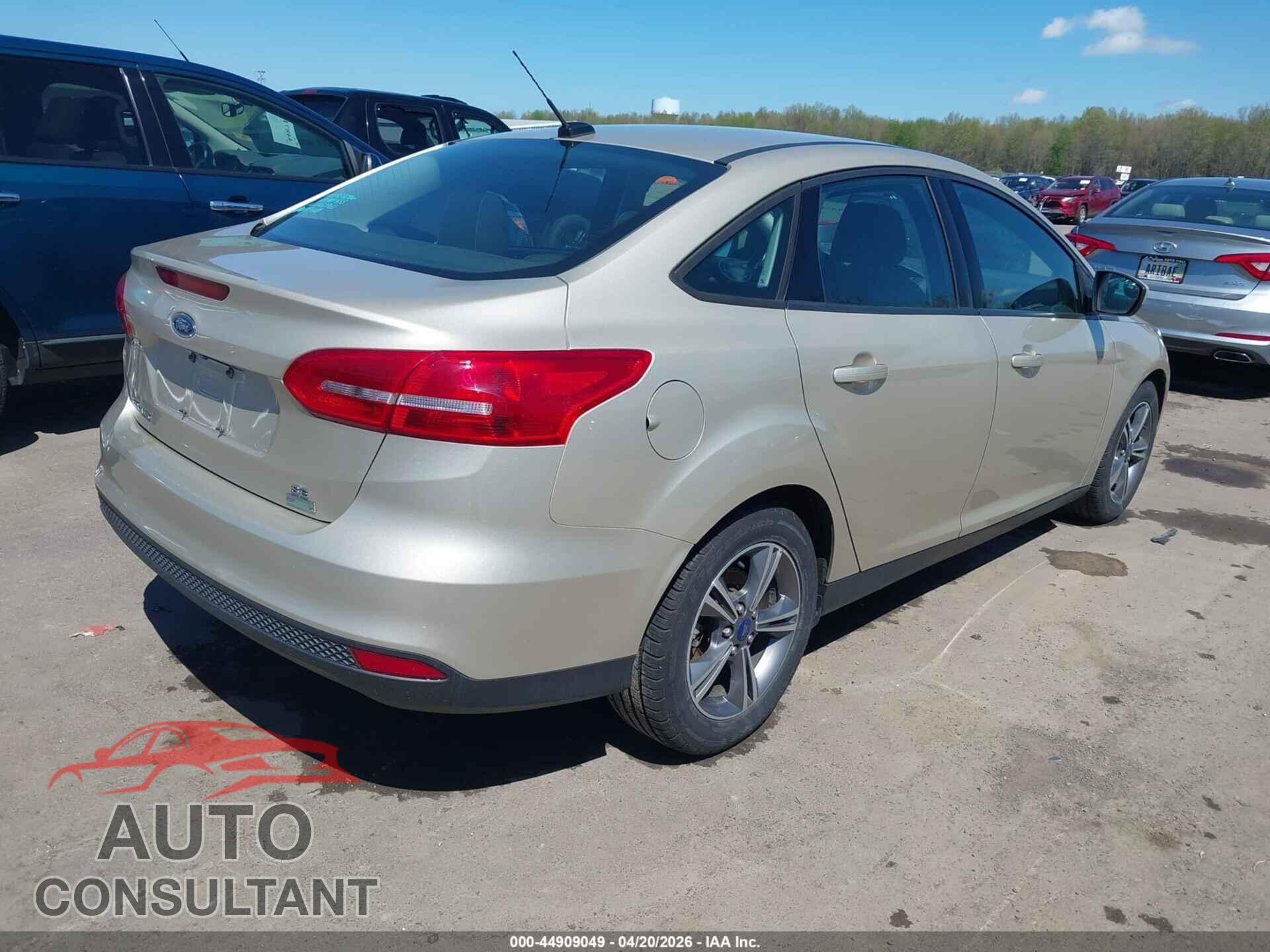 FORD FOCUS 2018 - 1FADP3FE2JL203043