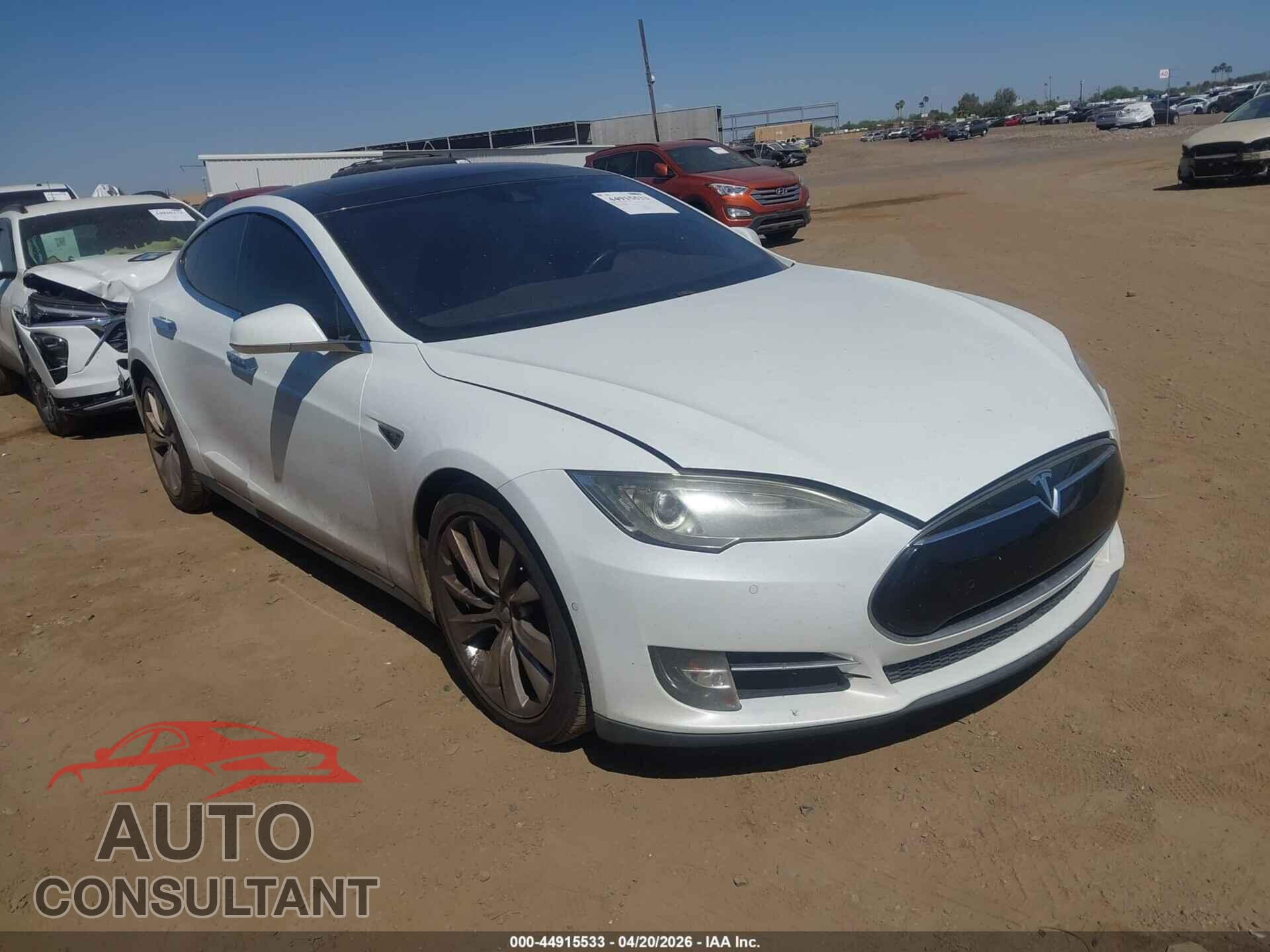 TESLA MODEL S 2015 - 5YJSA1E22FF119118