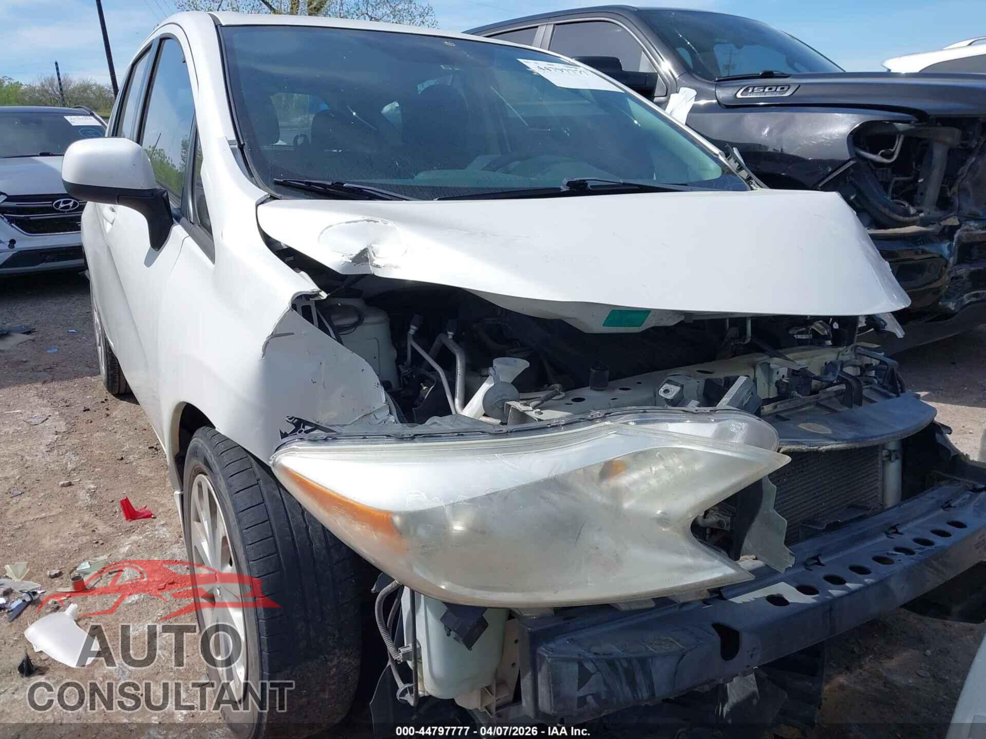 NISSAN VERSA NOTE 2014 - 3N1CE2CP4EL433174