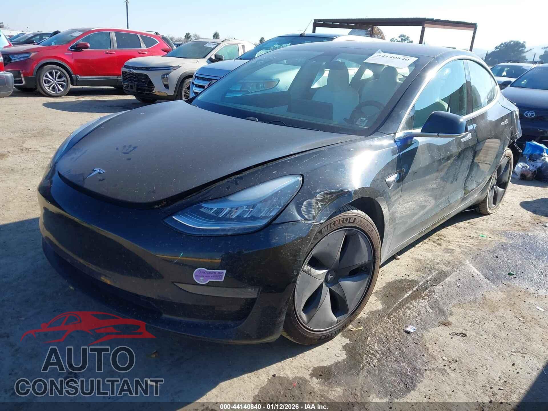 TESLA MODEL 3 2019 - 5YJ3E1EA3KF329141