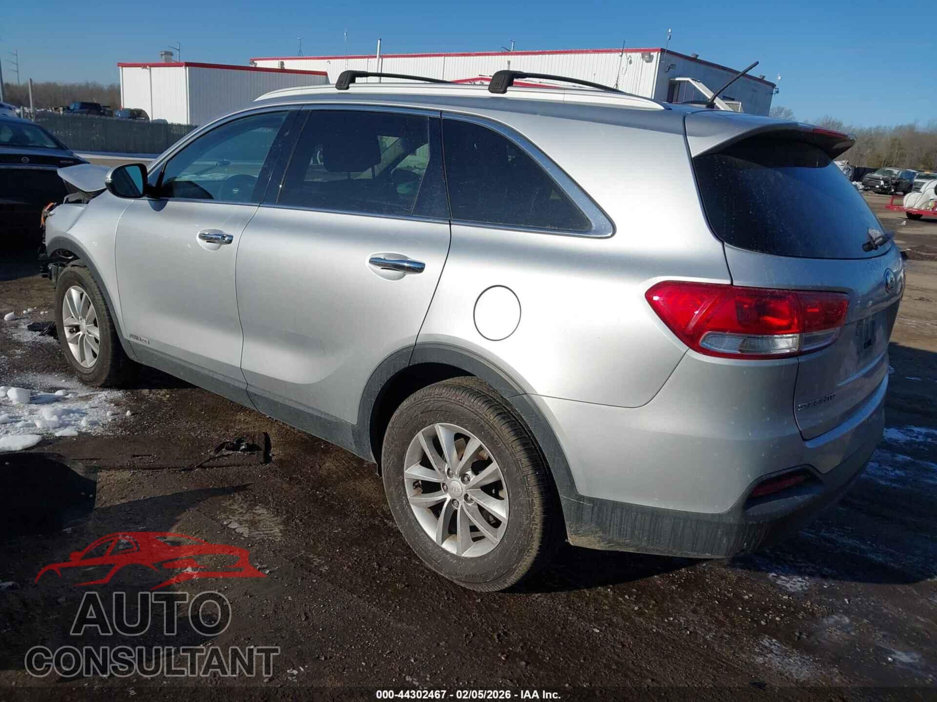 KIA SORENTO 2017 - 5XYPGDA55HG292309