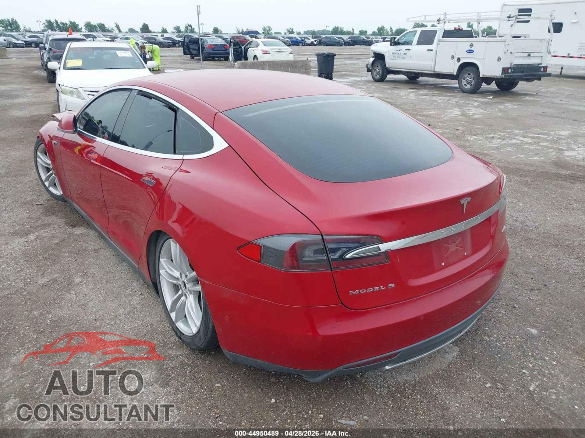 TESLA MODEL S 2015 - 5YJSA1H29FF093418