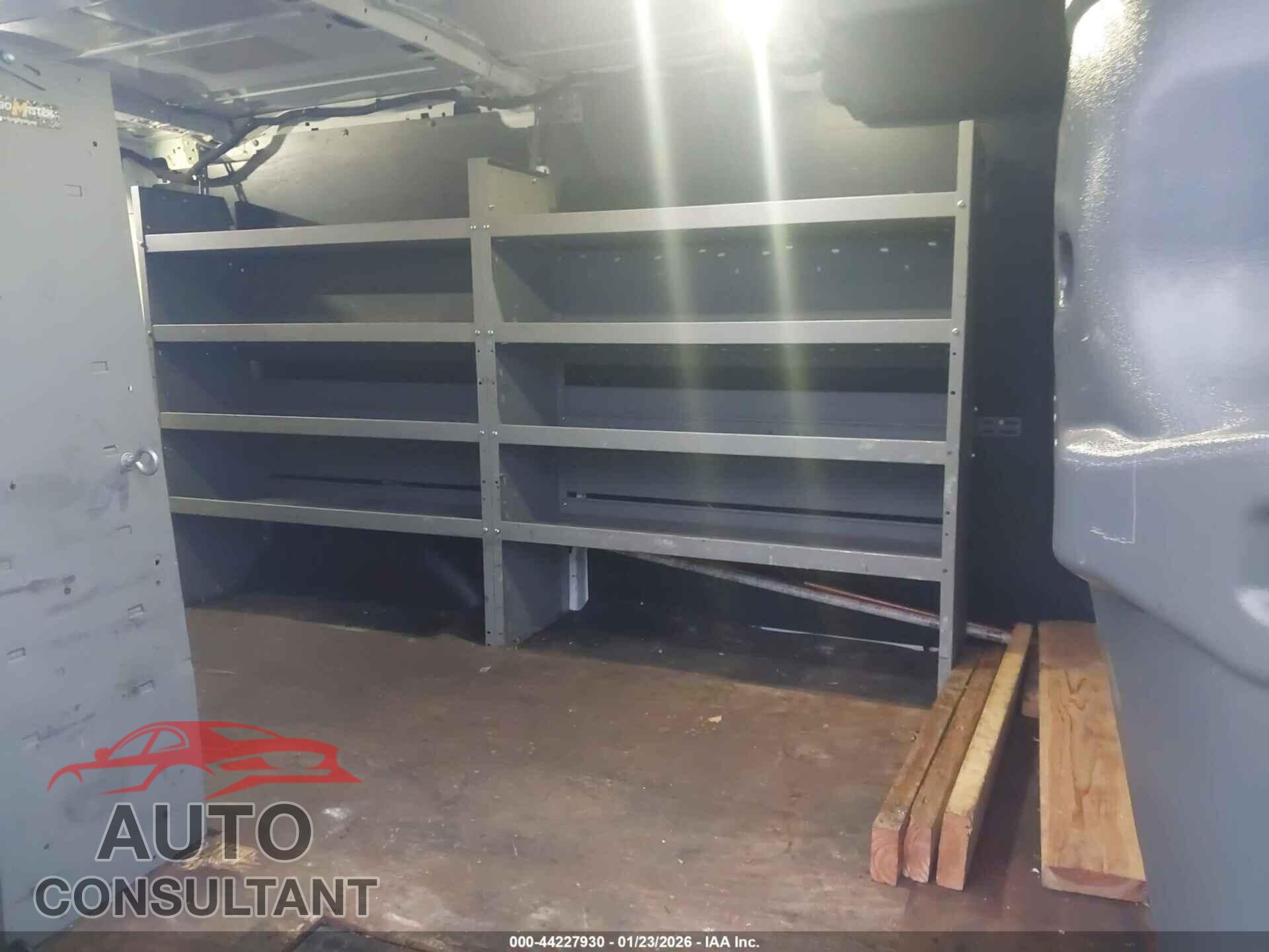 FORD TRANSIT-250 2017 - 1FTYR1YM2HKB04480