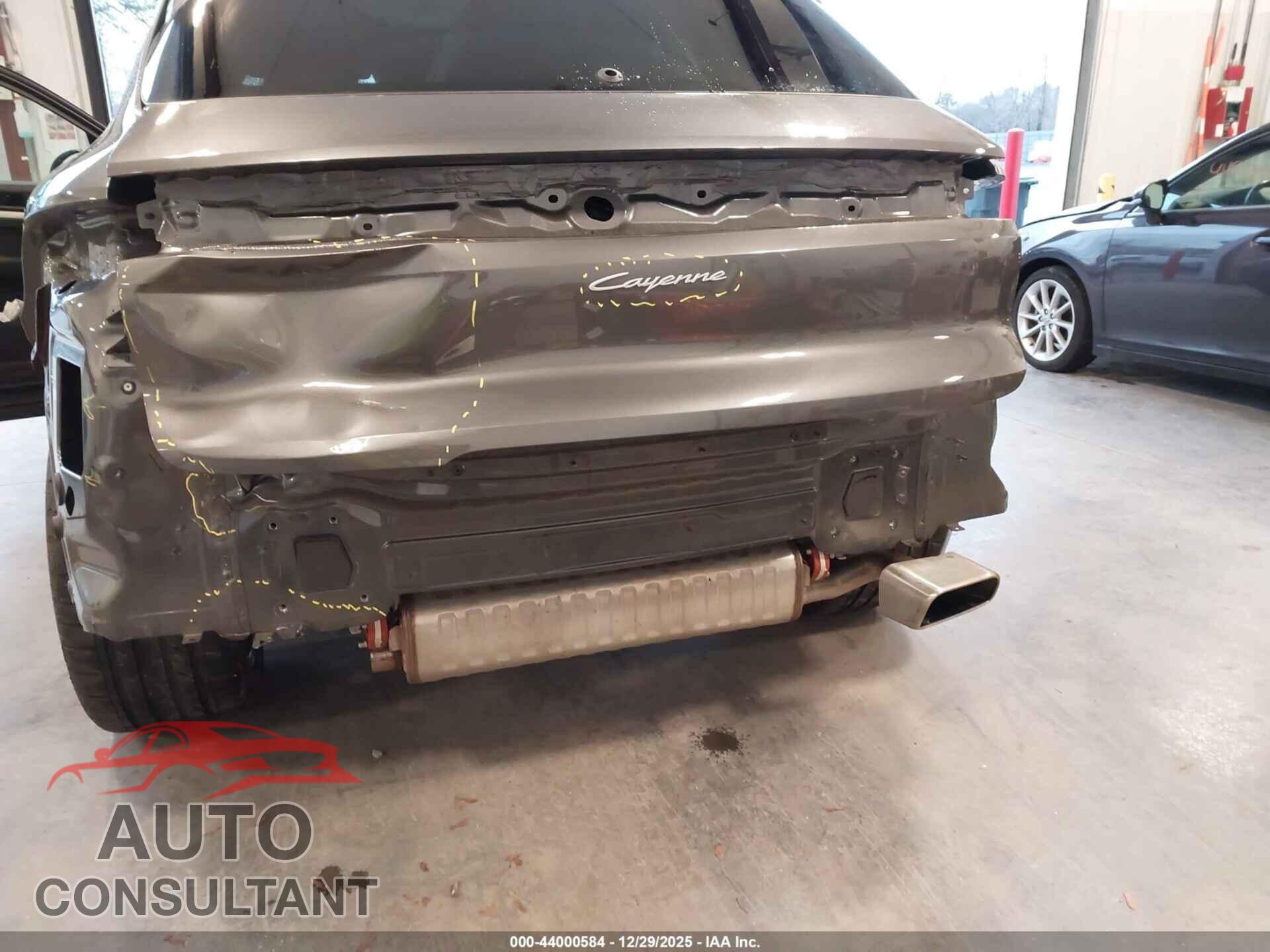 PORSCHE CAYENNE 2025 - WP1AA2AY7SDA02422