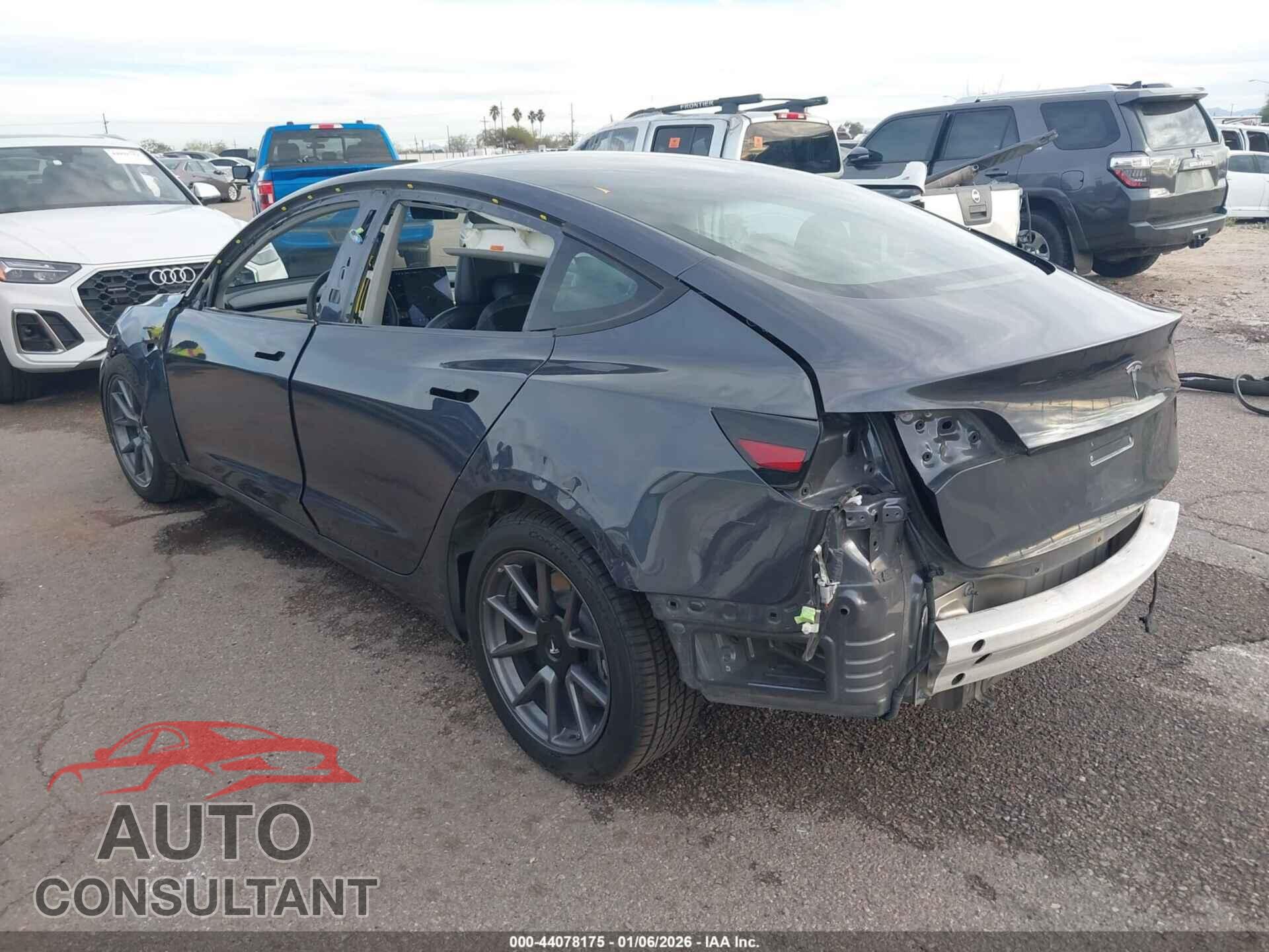 TESLA MODEL 3 2021 - 5YJ3E1EA8MF061349