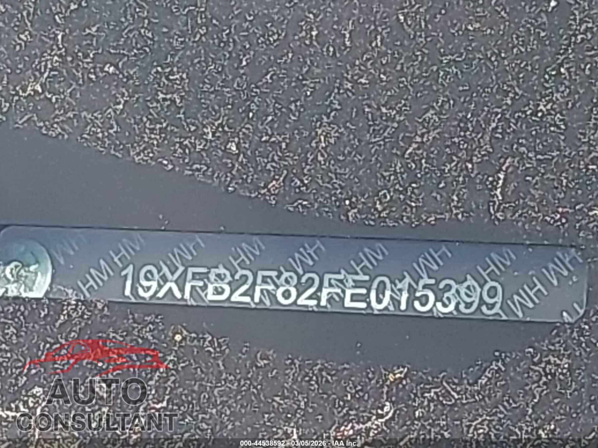 HONDA CIVIC 2015 - 19XFB2F82FE015399
