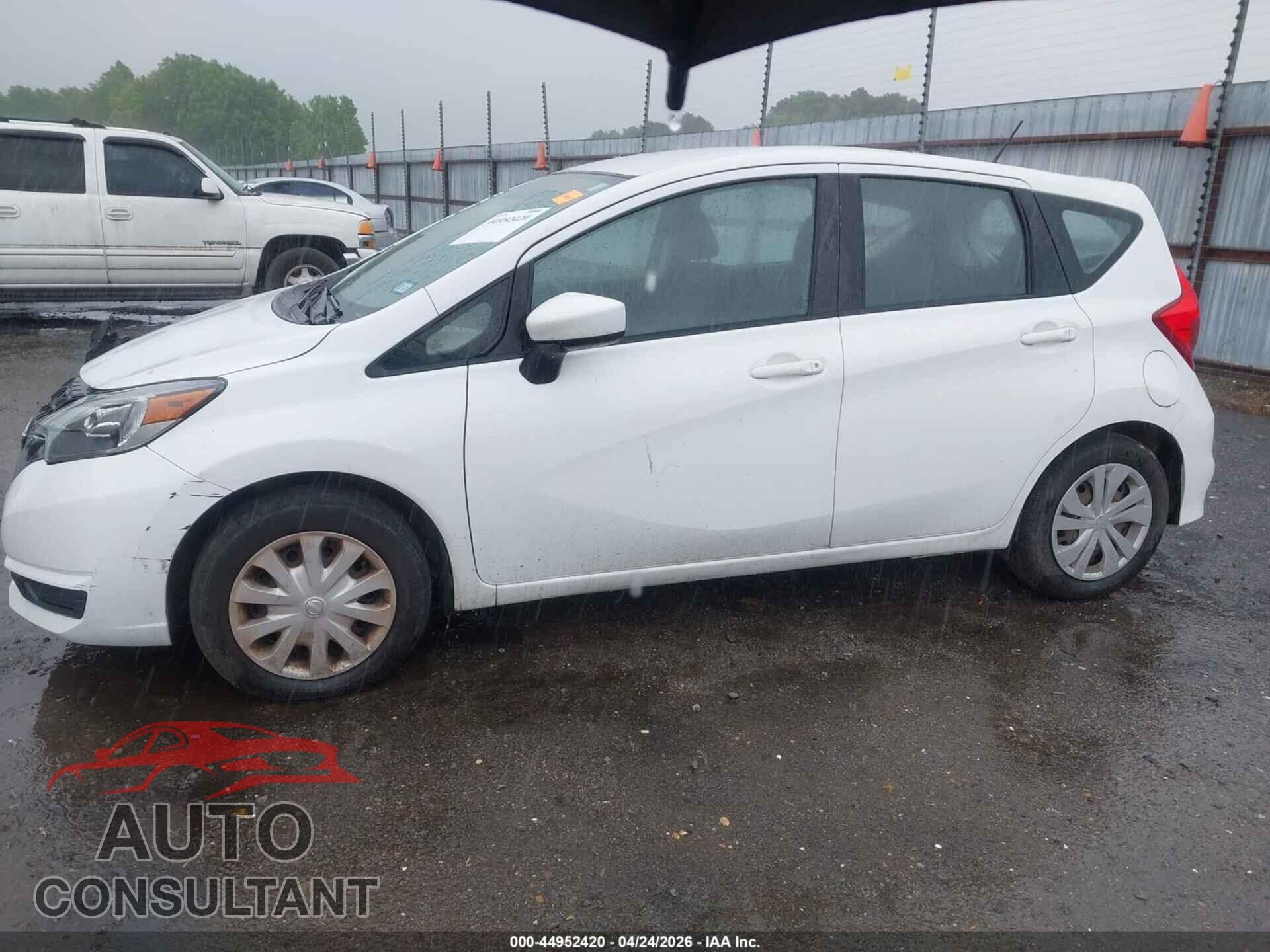 NISSAN VERSA NOTE 2017 - 3N1CE2CP7HL363156
