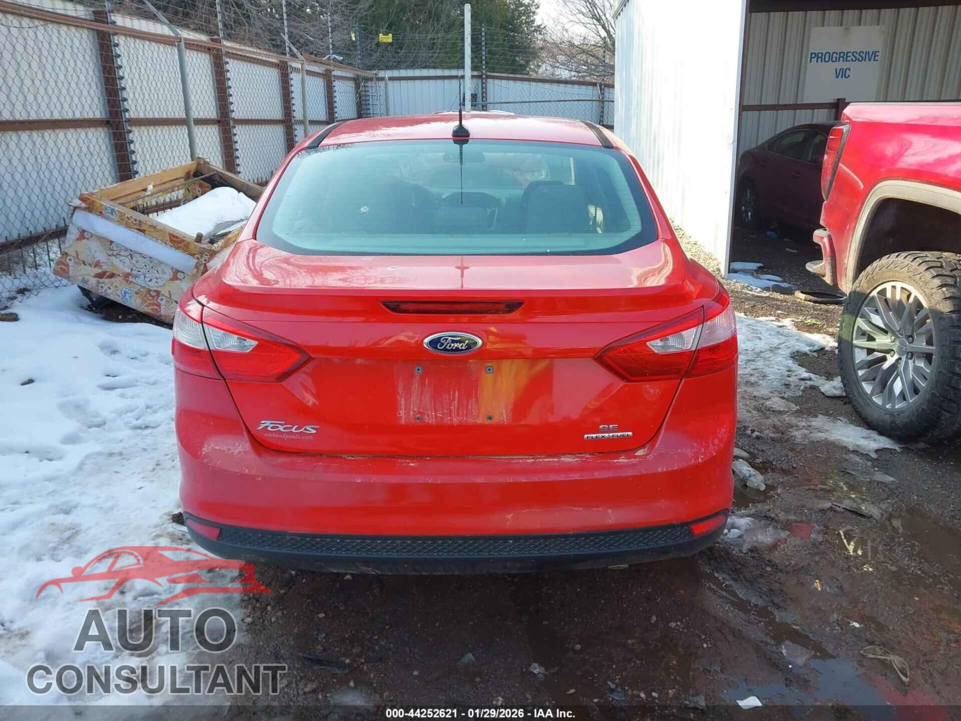 FORD FOCUS 2014 - 1FADP3F26EL168096