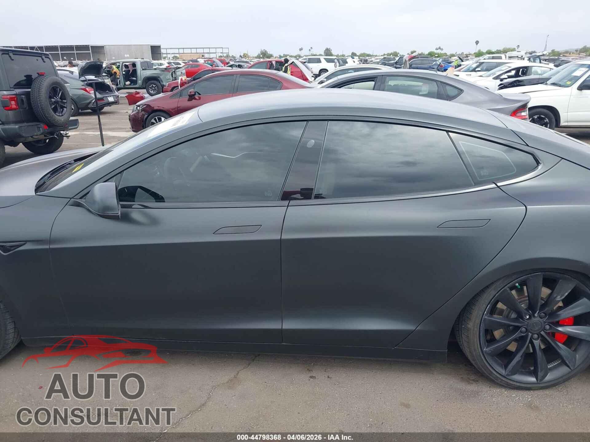 TESLA MODEL S 2017 - 5YJSA1E28HF192366