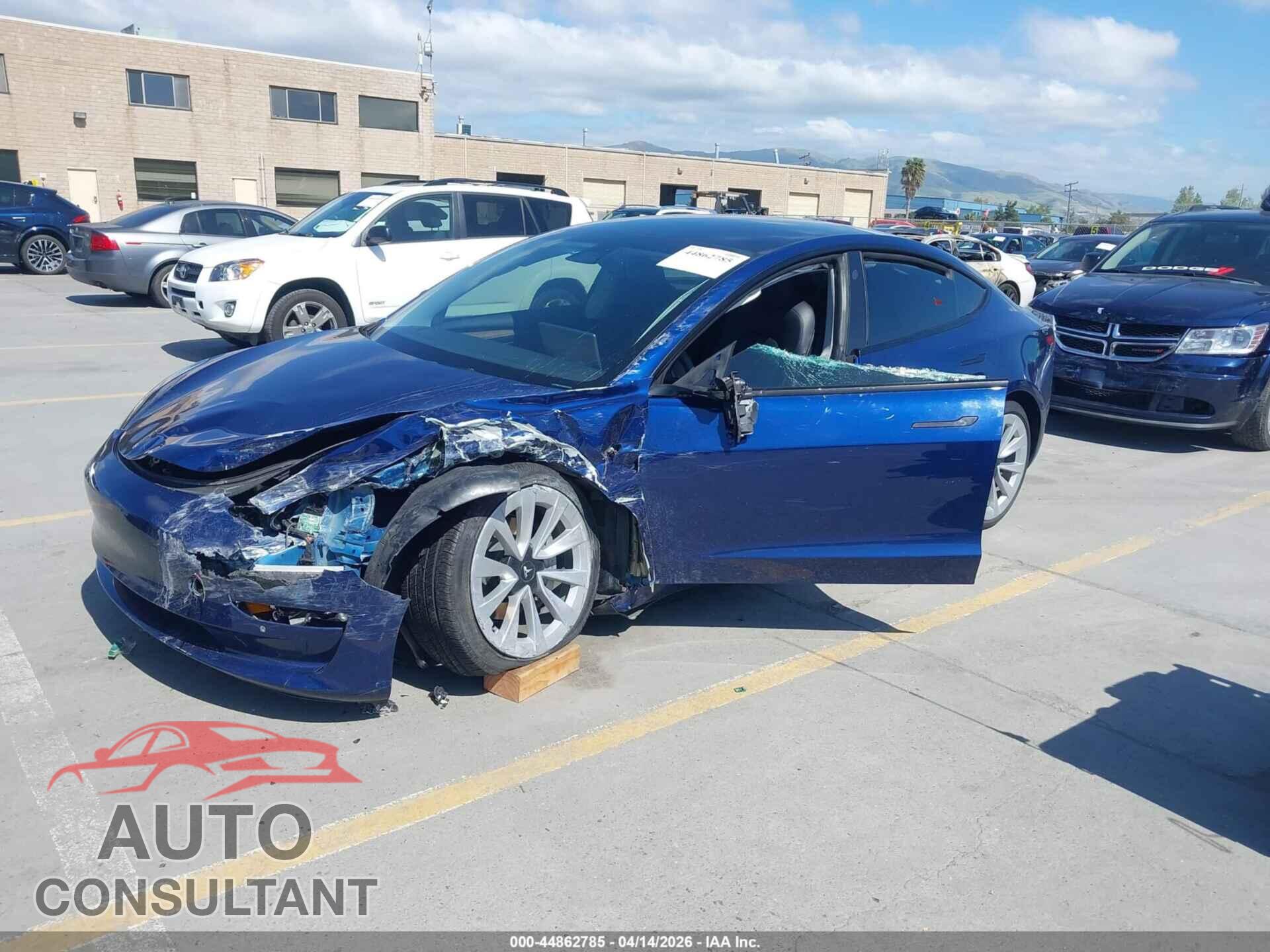 TESLA MODEL 3 2022 - 5YJ3E1EA3NF143202