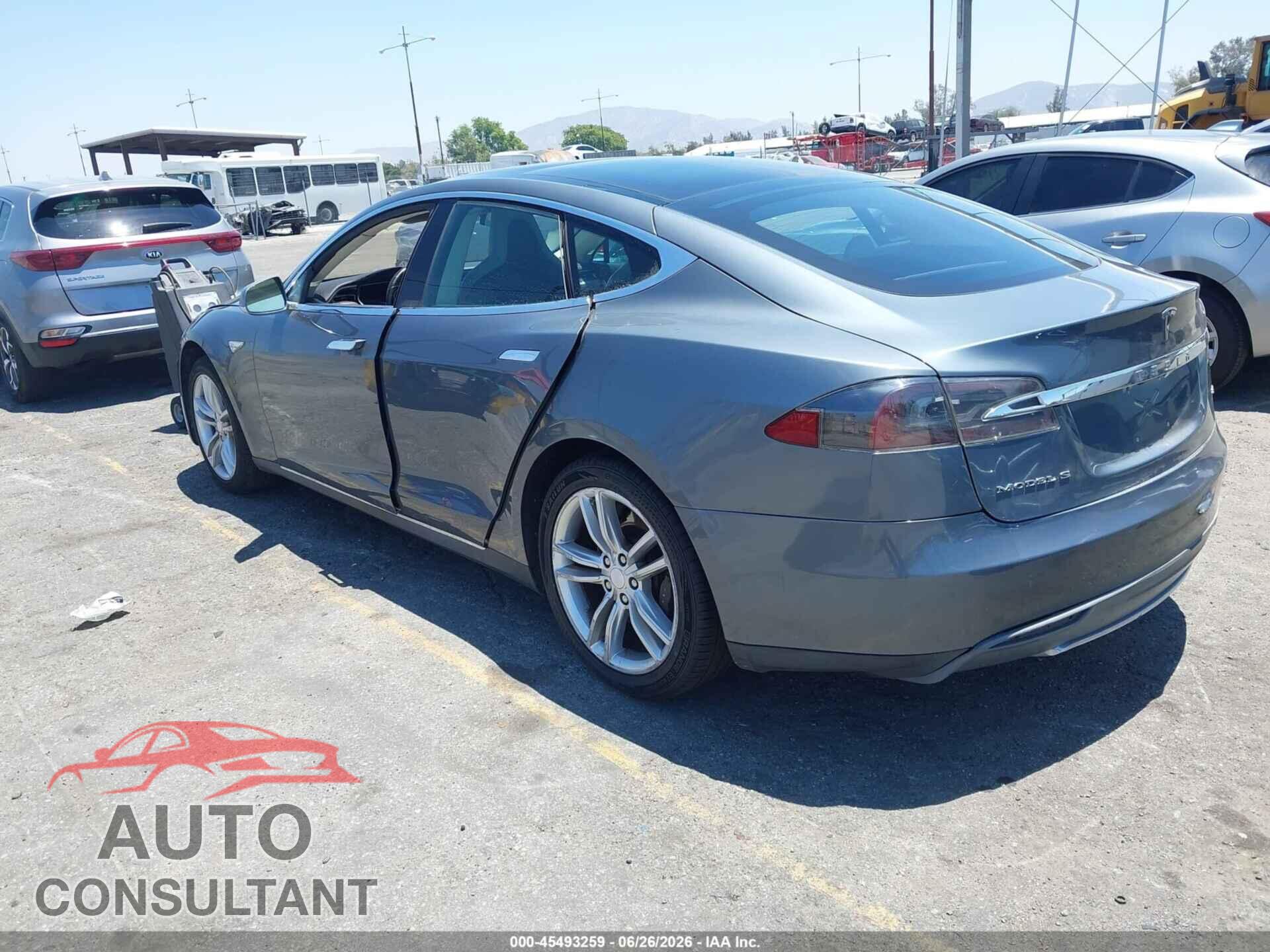 TESLA MODEL S 2013 - 5YJSA1CN9DFP07706