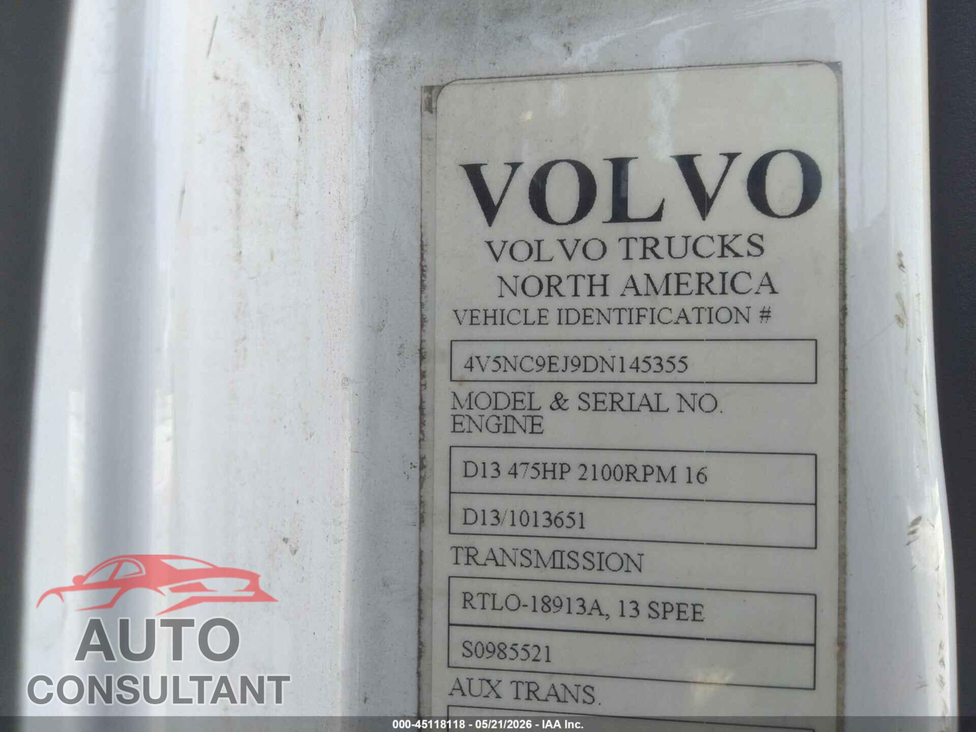 VOLVO VN 2013 - 4V5NC9EJ9DN145355