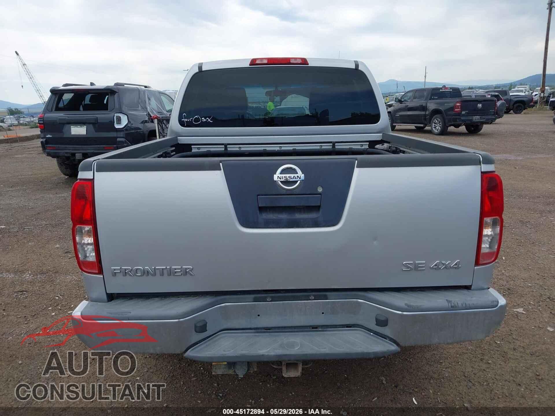 NISSAN FRONTIER 2010 - 1N6AD0EV5AC435025