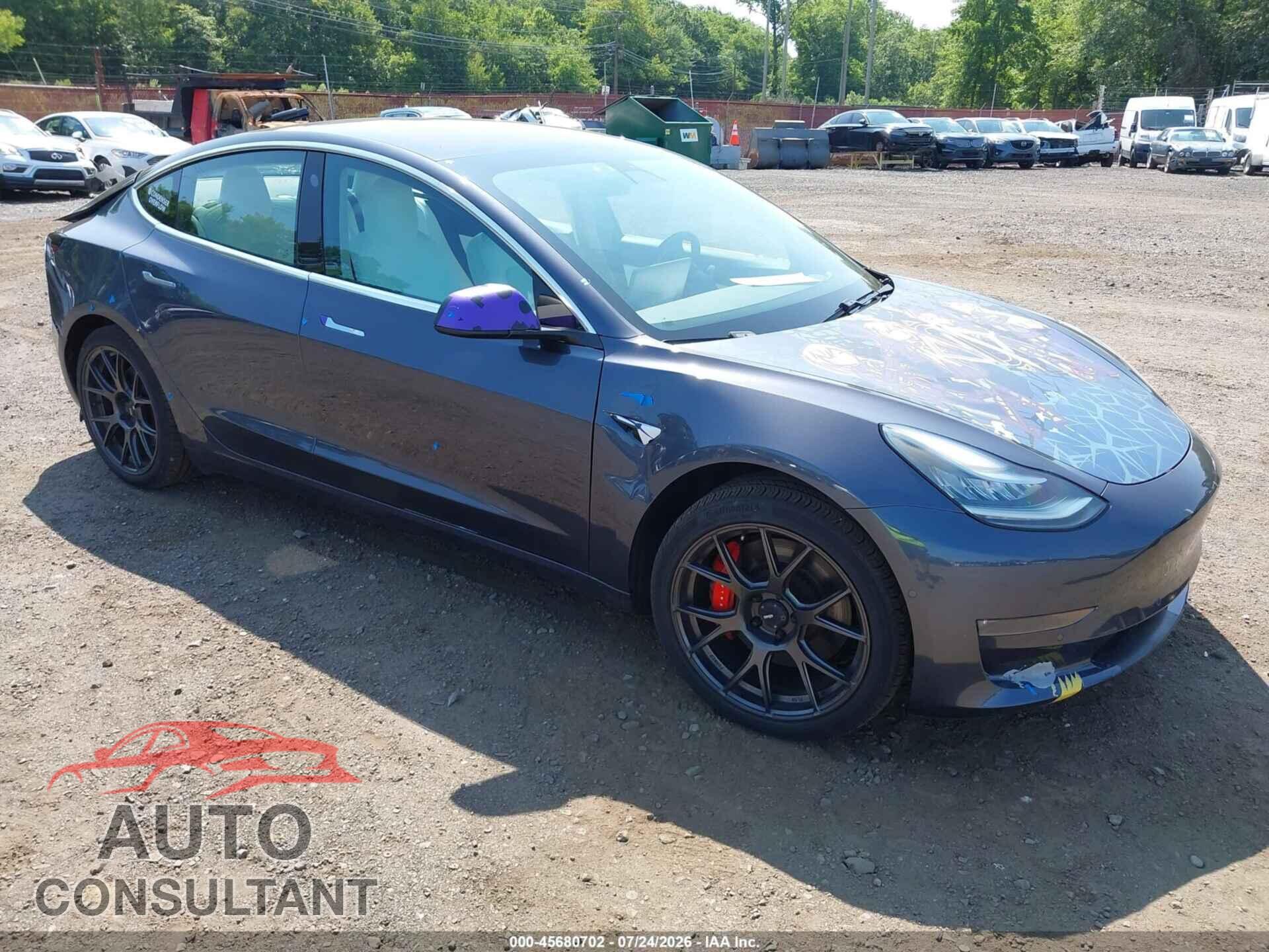 TESLA MODEL 3 2018 - 5YJ3E1EB7JF079930