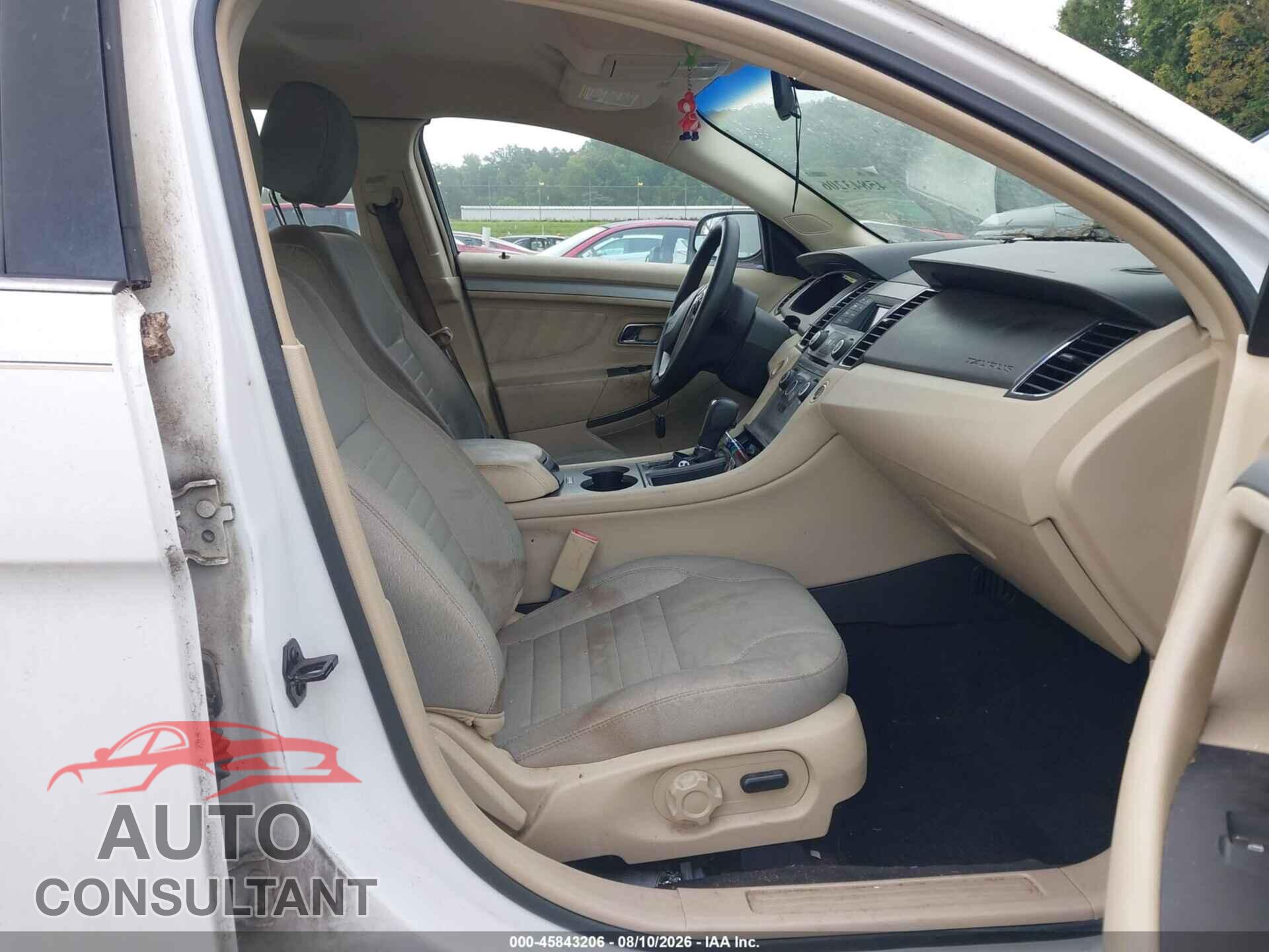 FORD TAURUS 2015 - 1FAHP2D81FG117764