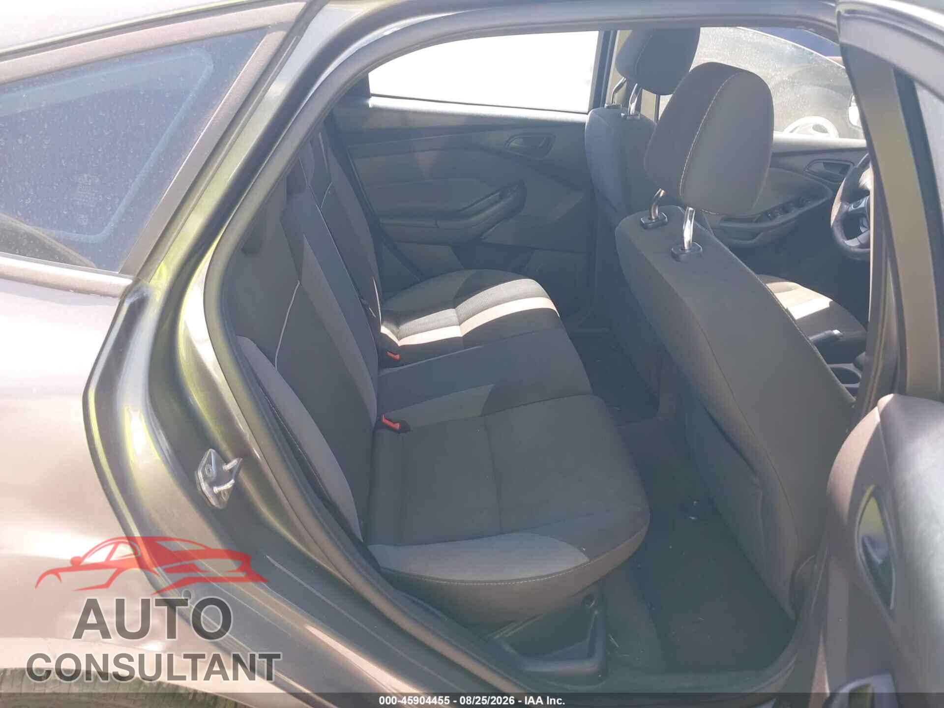 FORD FOCUS 2012 - 1FAHP3K21CL312433