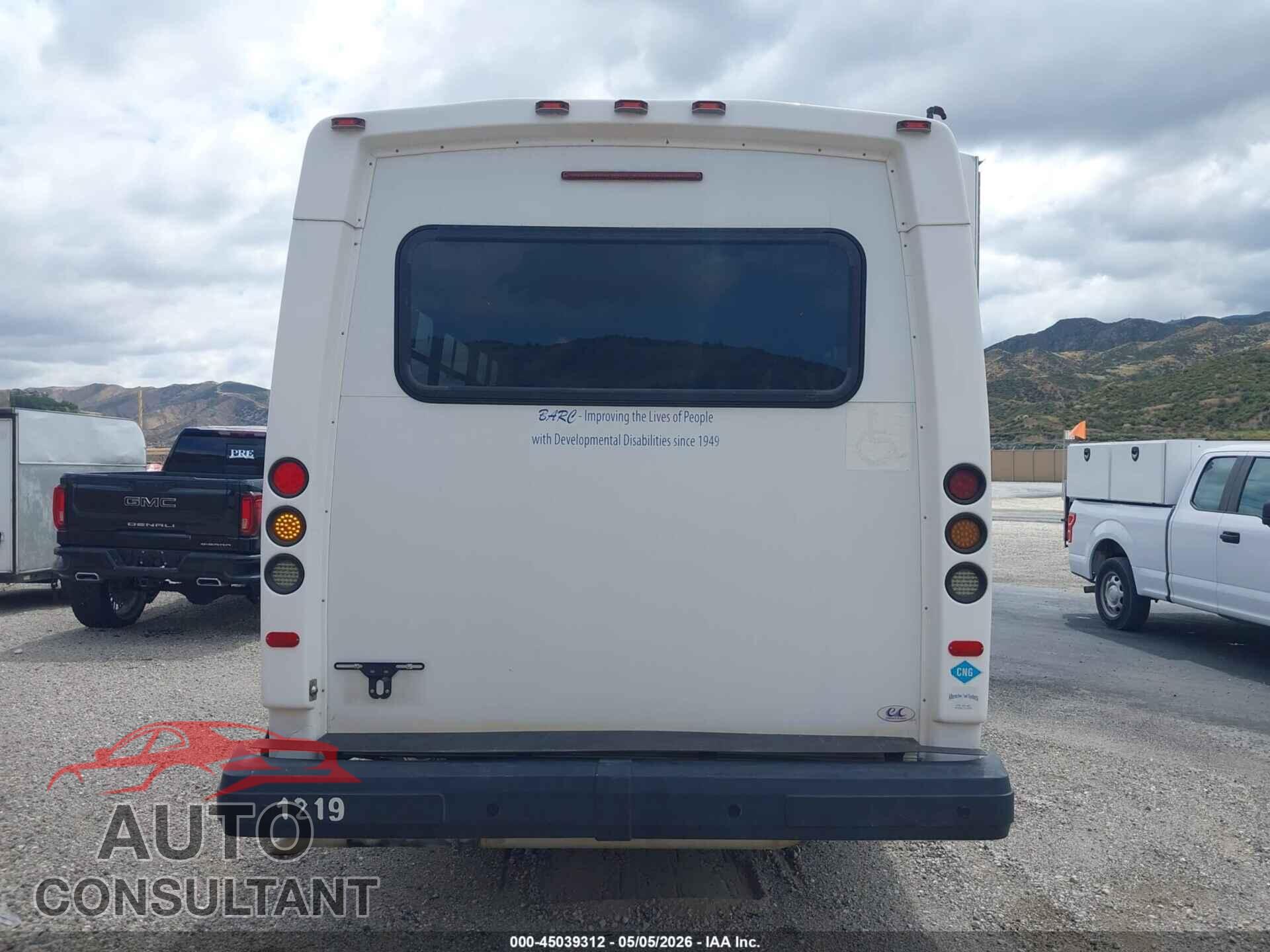 FORD E-450 CUTAWAY 2012 - 1FDFE4FS8CDA92852