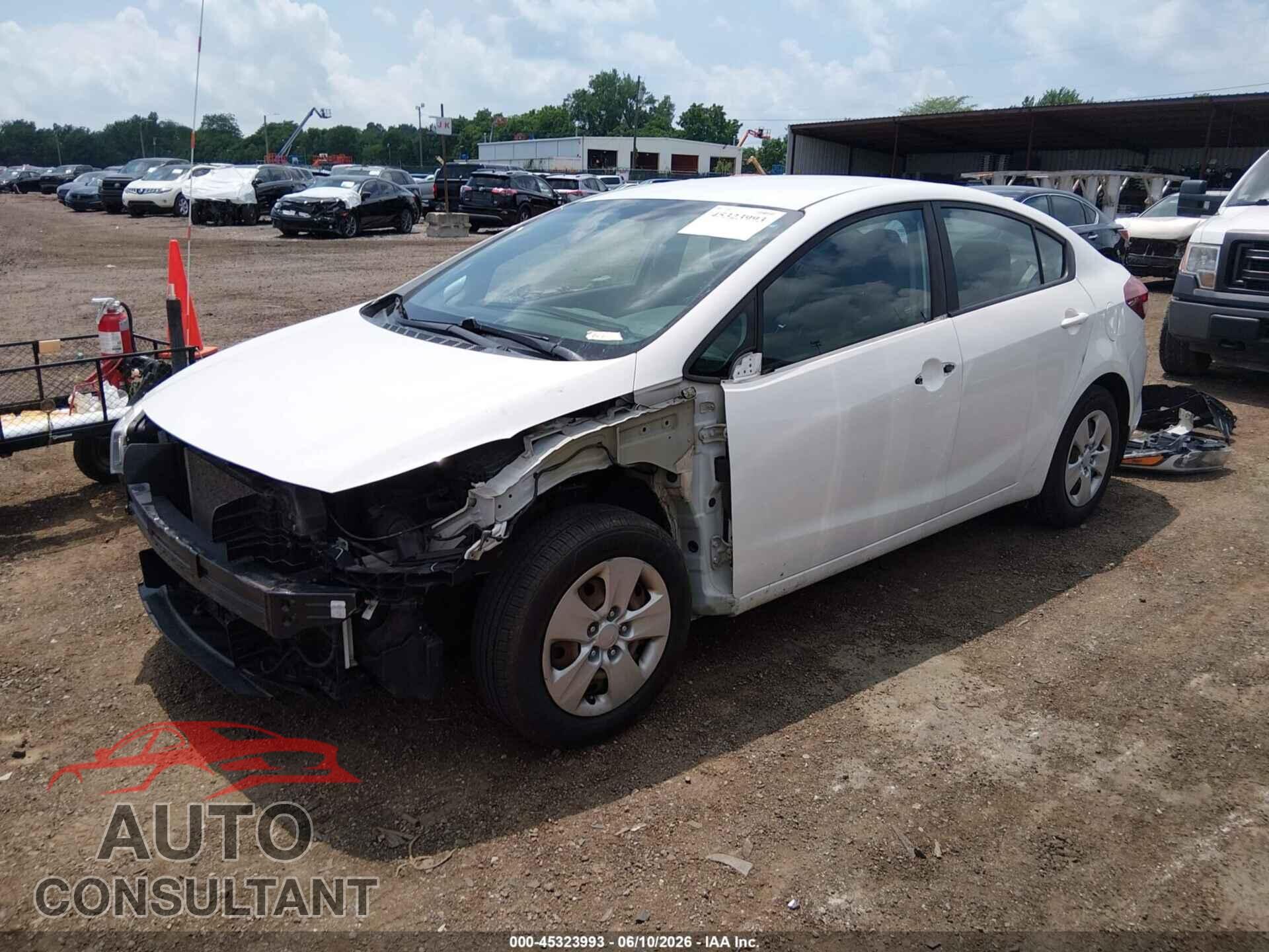 KIA FORTE 2017 - 3KPFK4A71HE048522