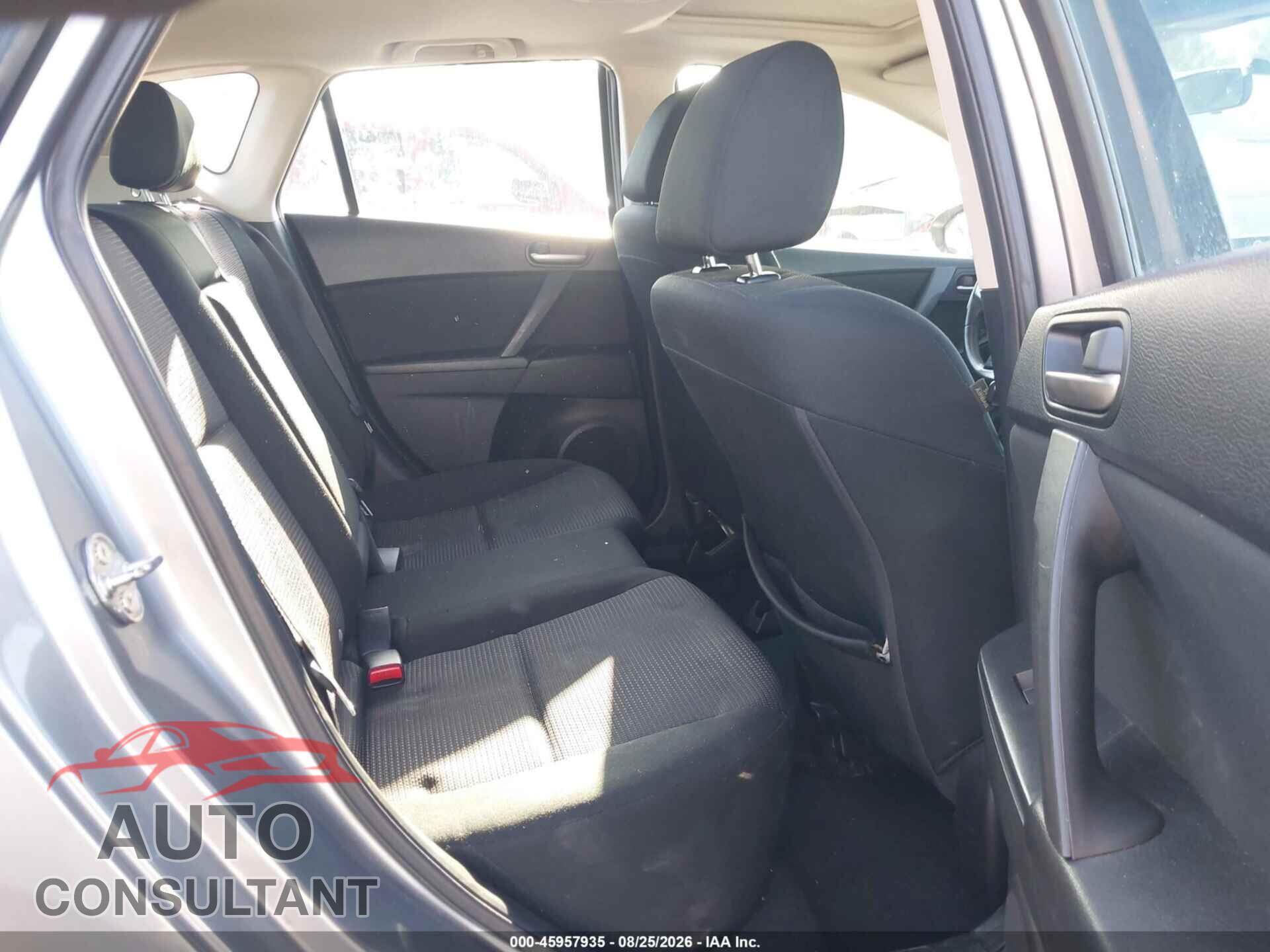 MAZDA MAZDA3 2013 - JM1BL1LP3D1825318