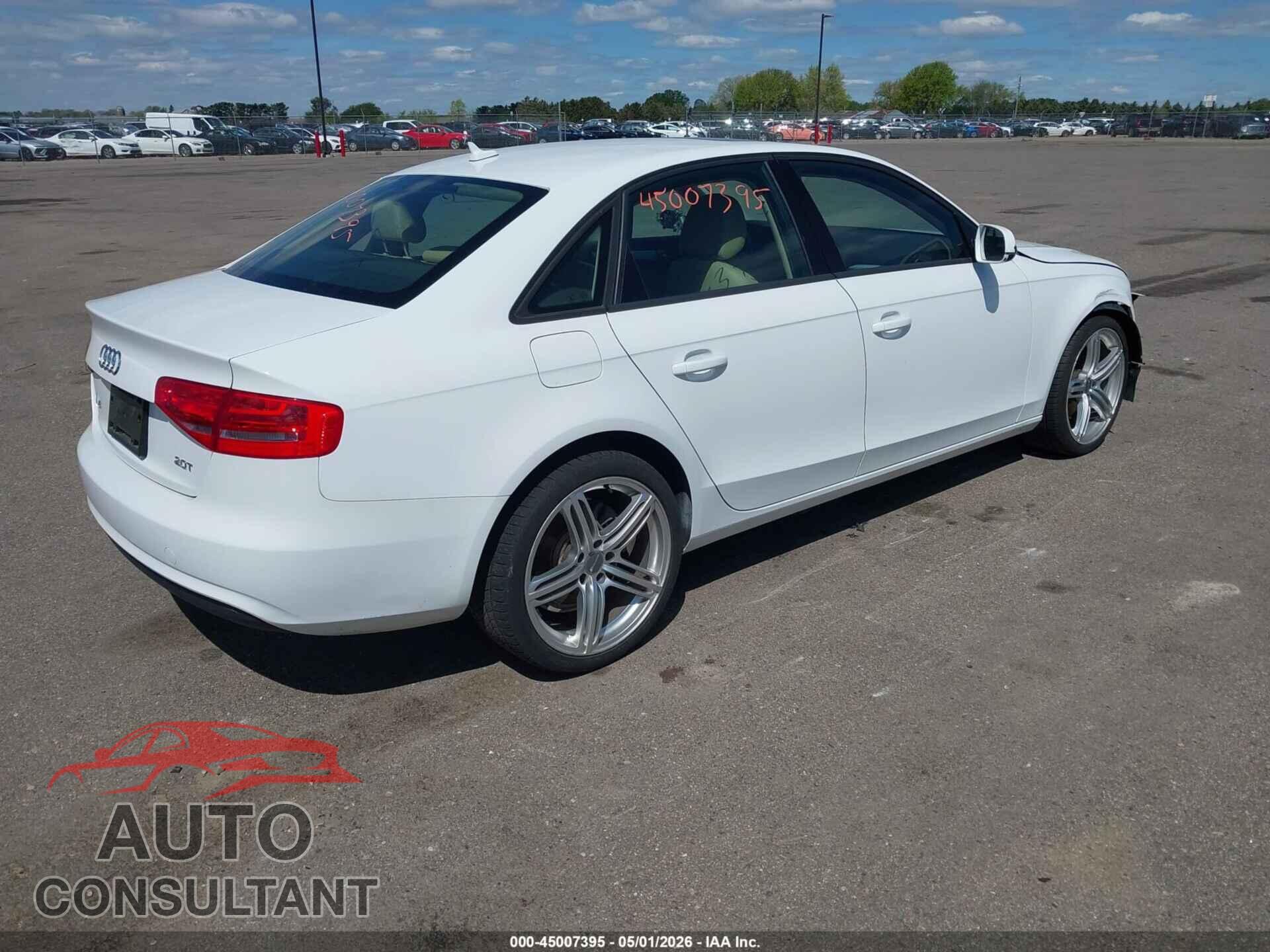 AUDI A4 2013 - WAUAFAFL3DN024602