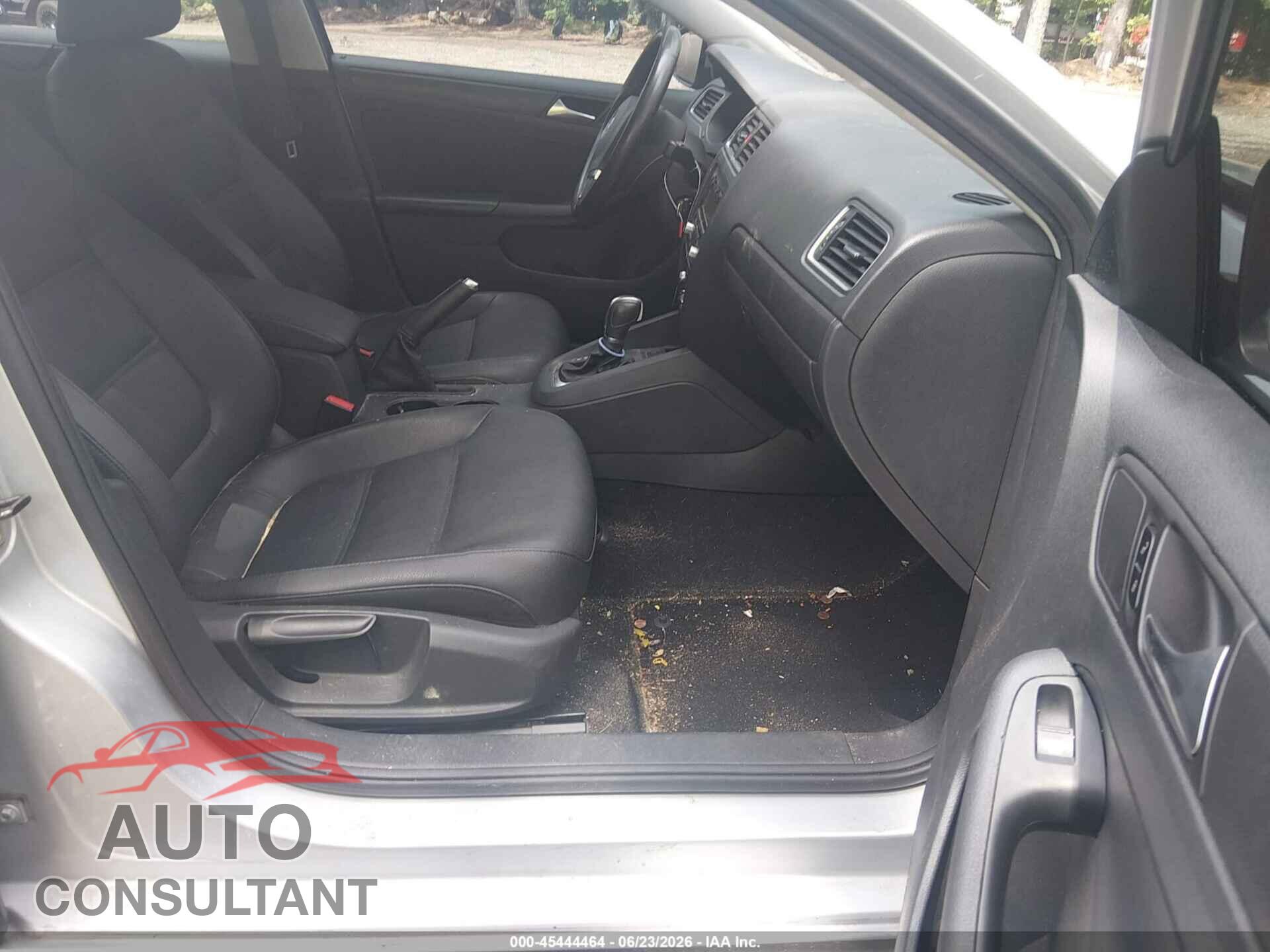 VOLKSWAGEN JETTA 2012 - 3VWDP7AJ4CM419044