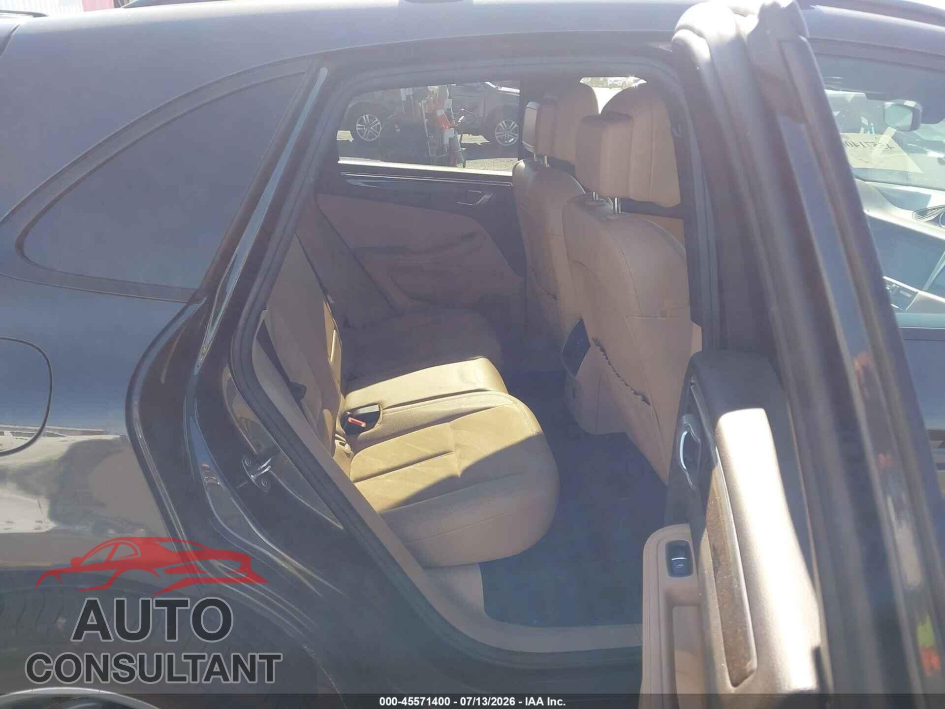 PORSCHE MACAN 2019 - WP1AA2A57KLB00197