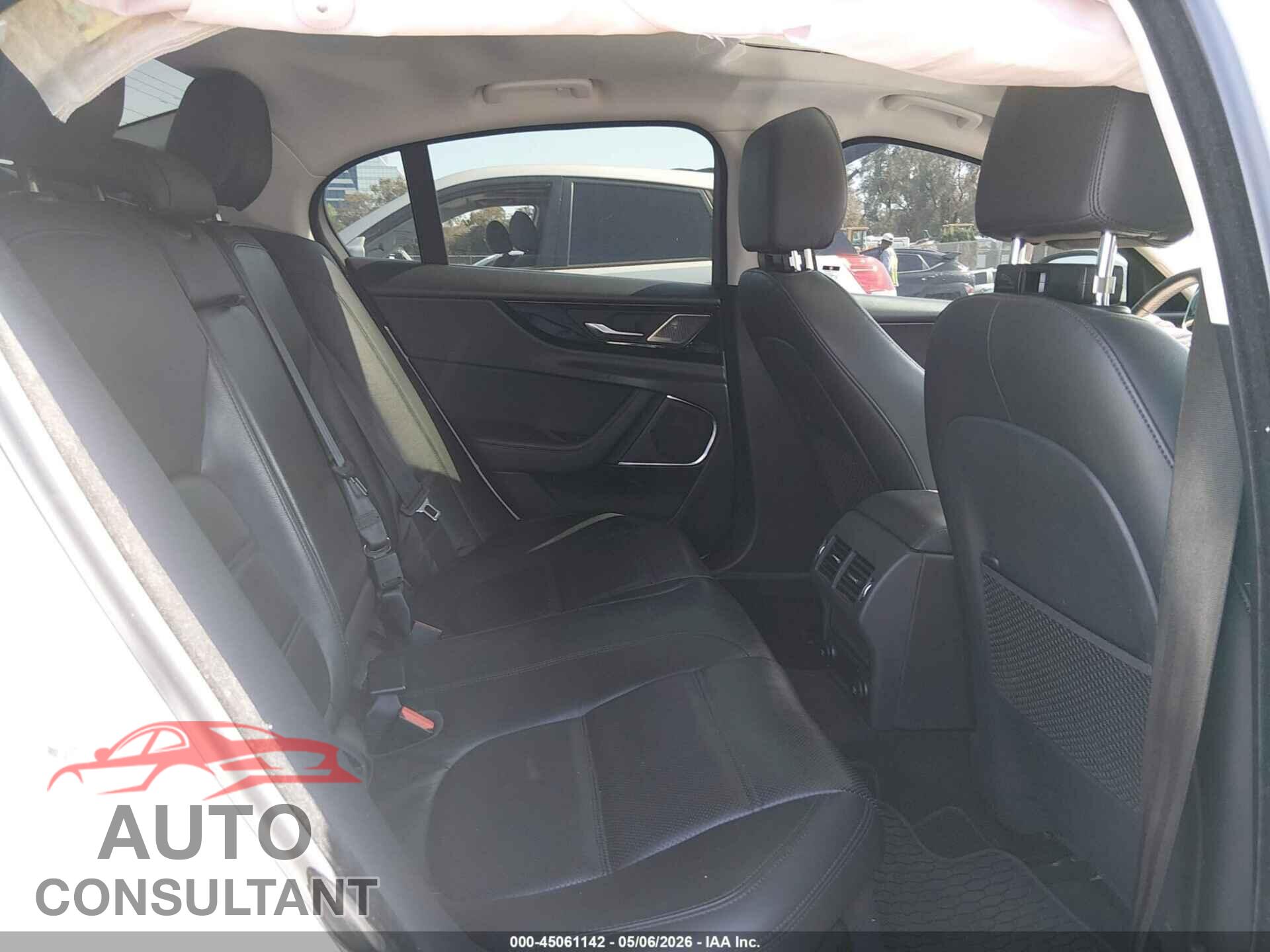 JAGUAR XE 2020 - SAJAE4FX7LCP64207