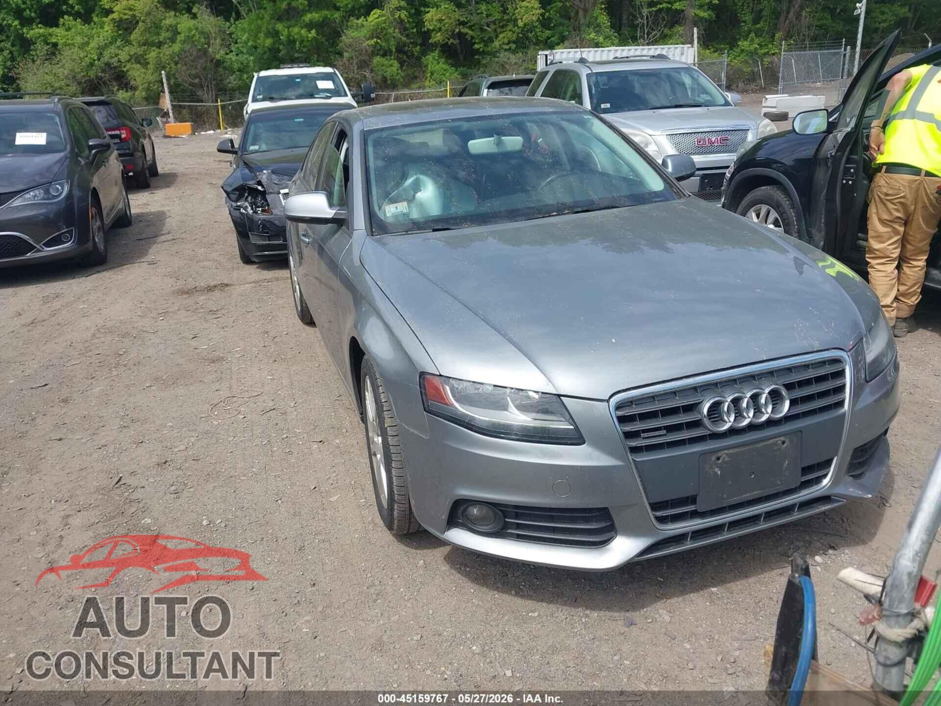 AUDI A4 2011 - WAUDFAFL5BN001462