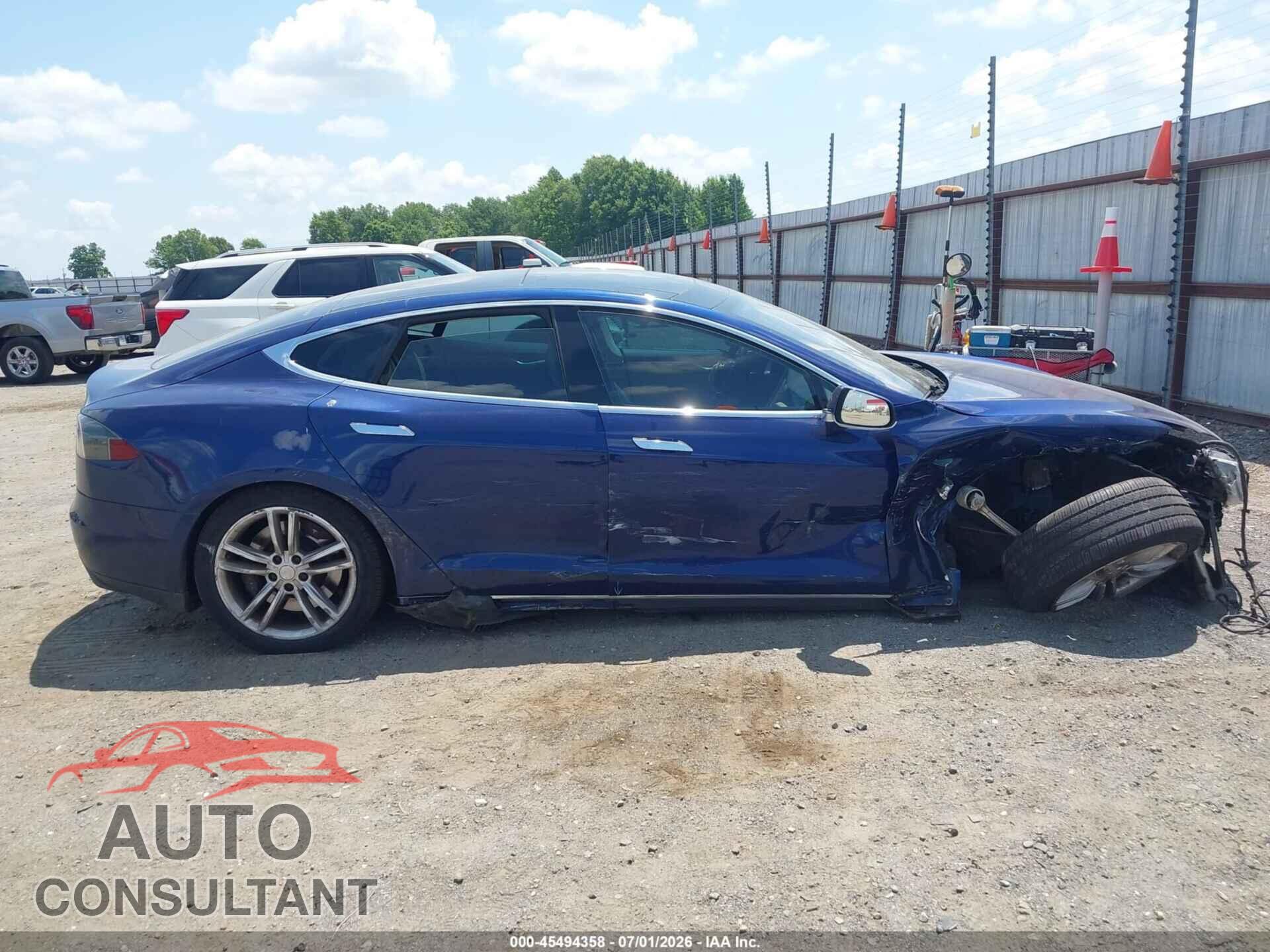 TESLA MODEL S 2015 - 5YJSA1S26FF090839