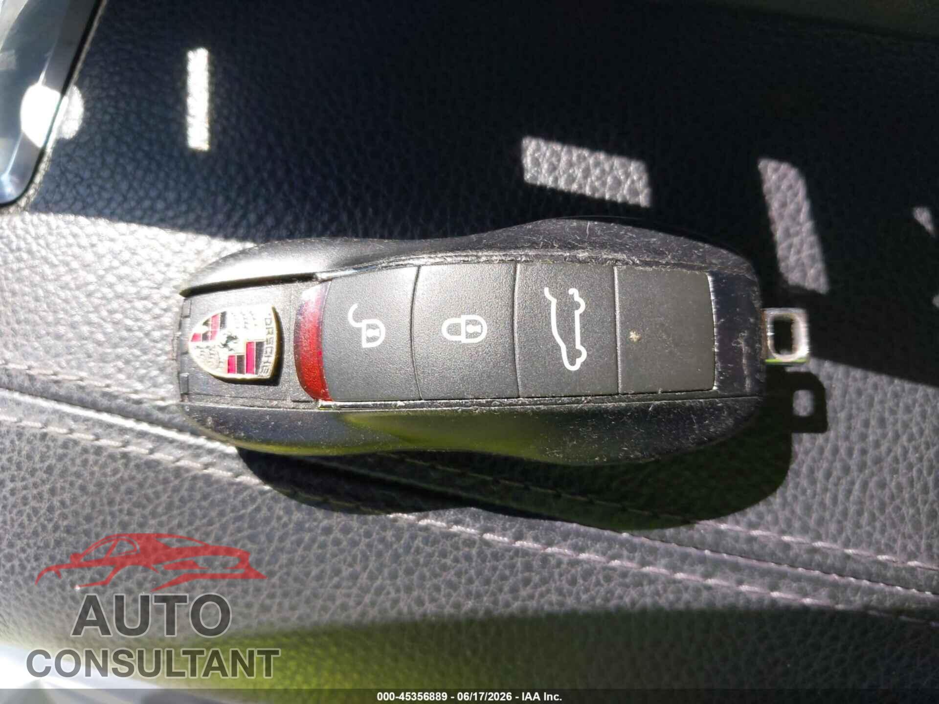 PORSCHE CAYENNE 2018 - WP1AA2A20JKA02848