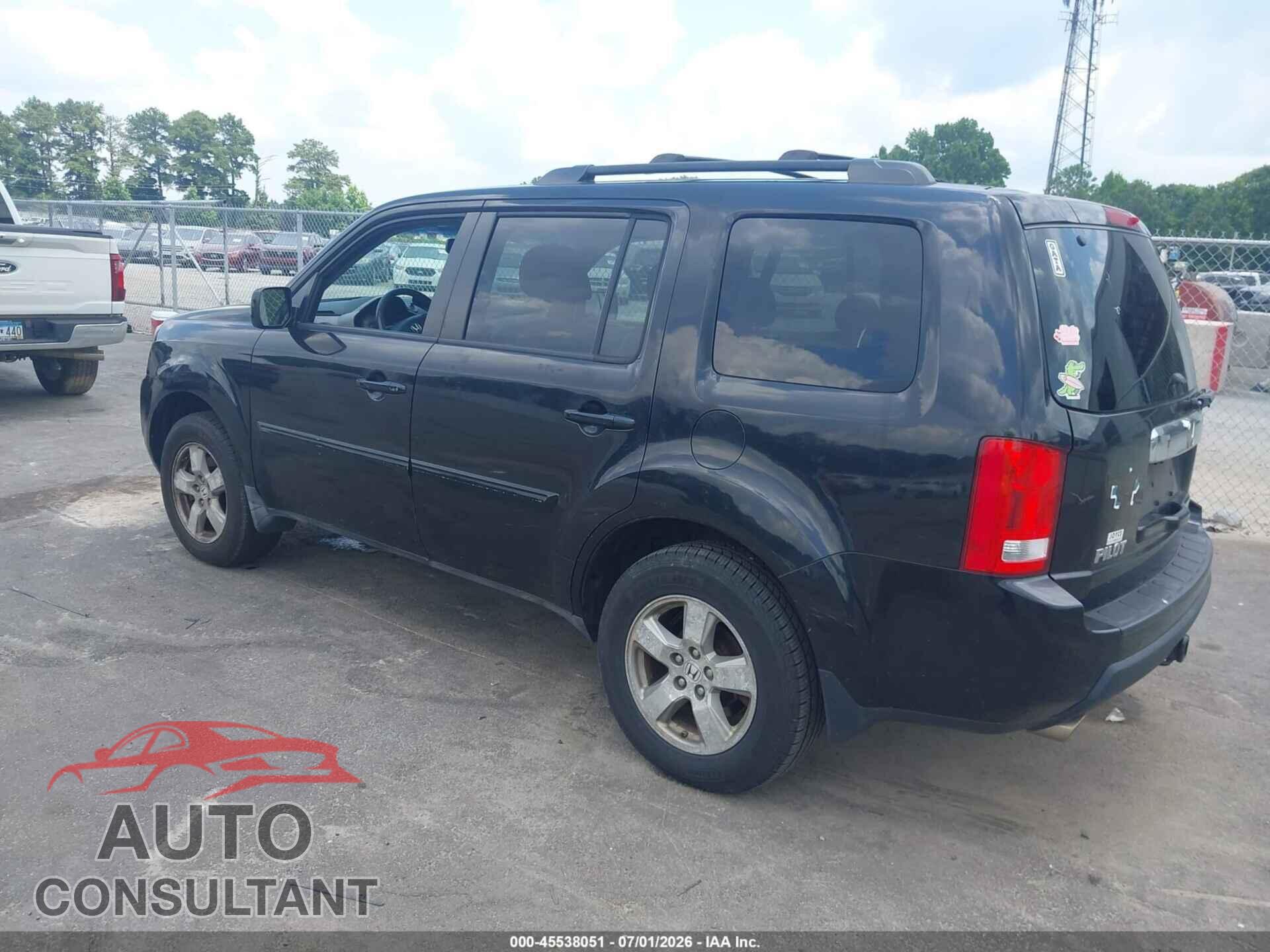 HONDA PILOT 2011 - 5FNYF4H52BB024992