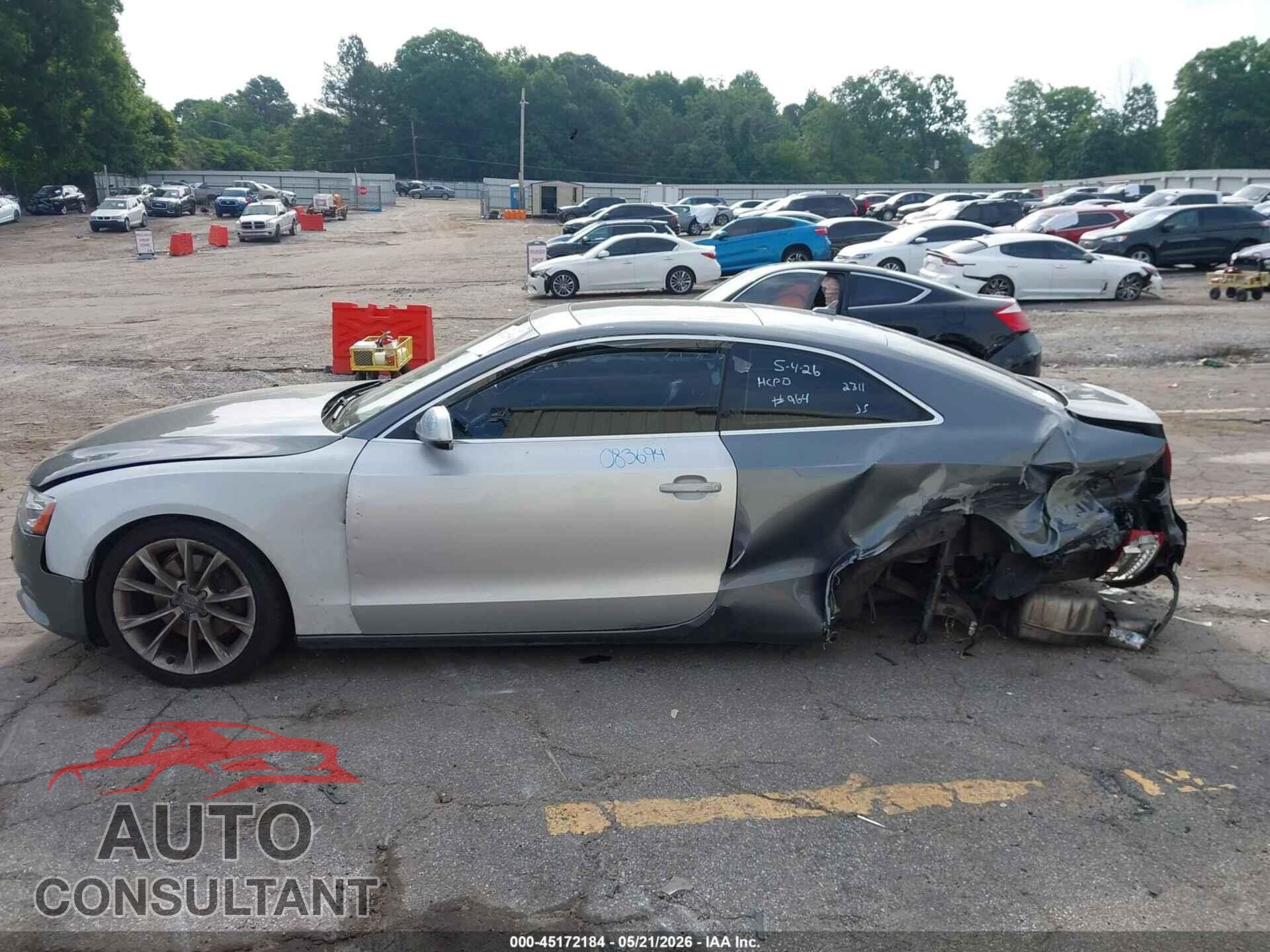 AUDI A5 2013 - WAULFAFR8DA002311