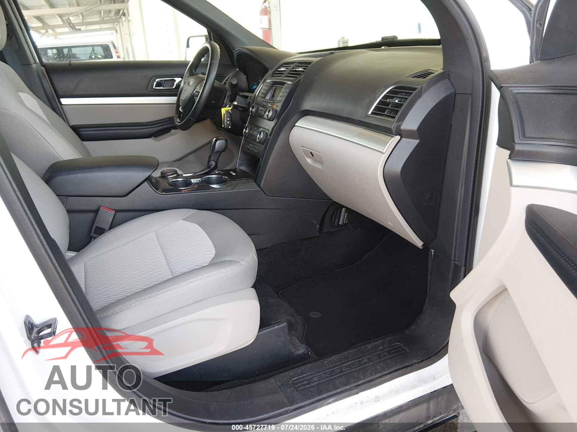 FORD EXPLORER 2018 - 1FM5K8B86JGB95236